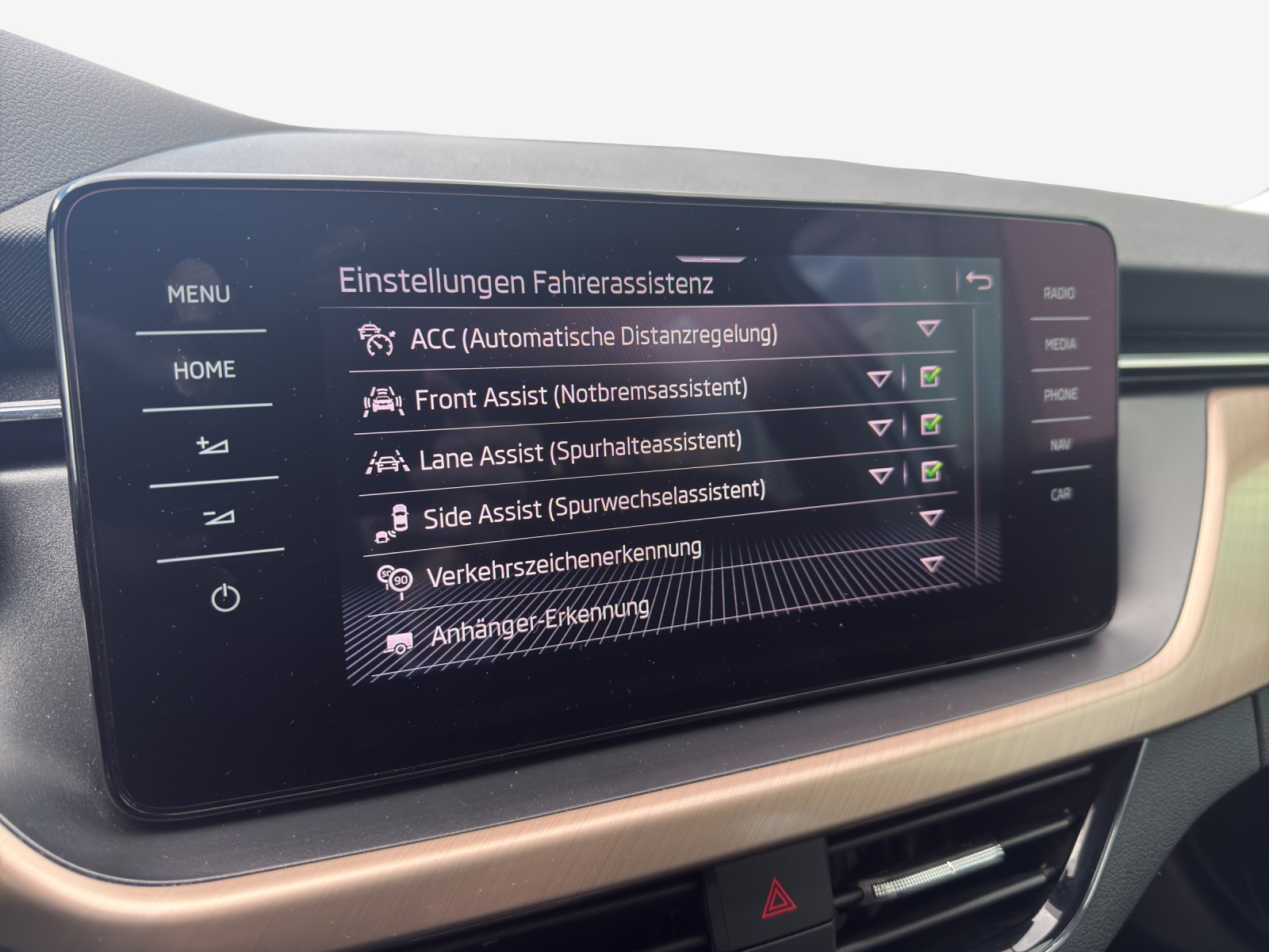 SKODA Scala 1.5 TSI ACT Style DSG-image-15