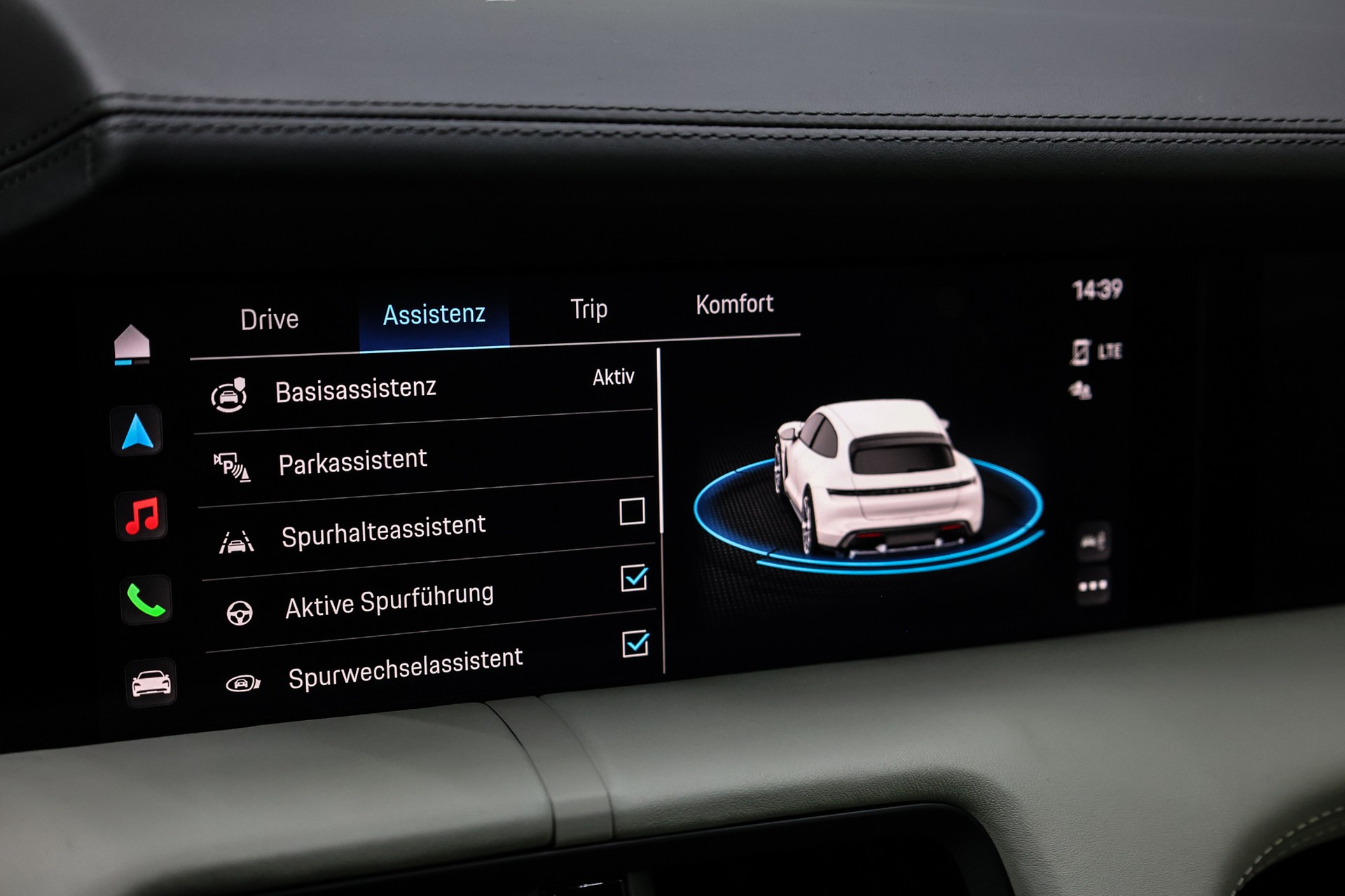 PORSCHE Taycan Turbo Cross Turismo-image-32