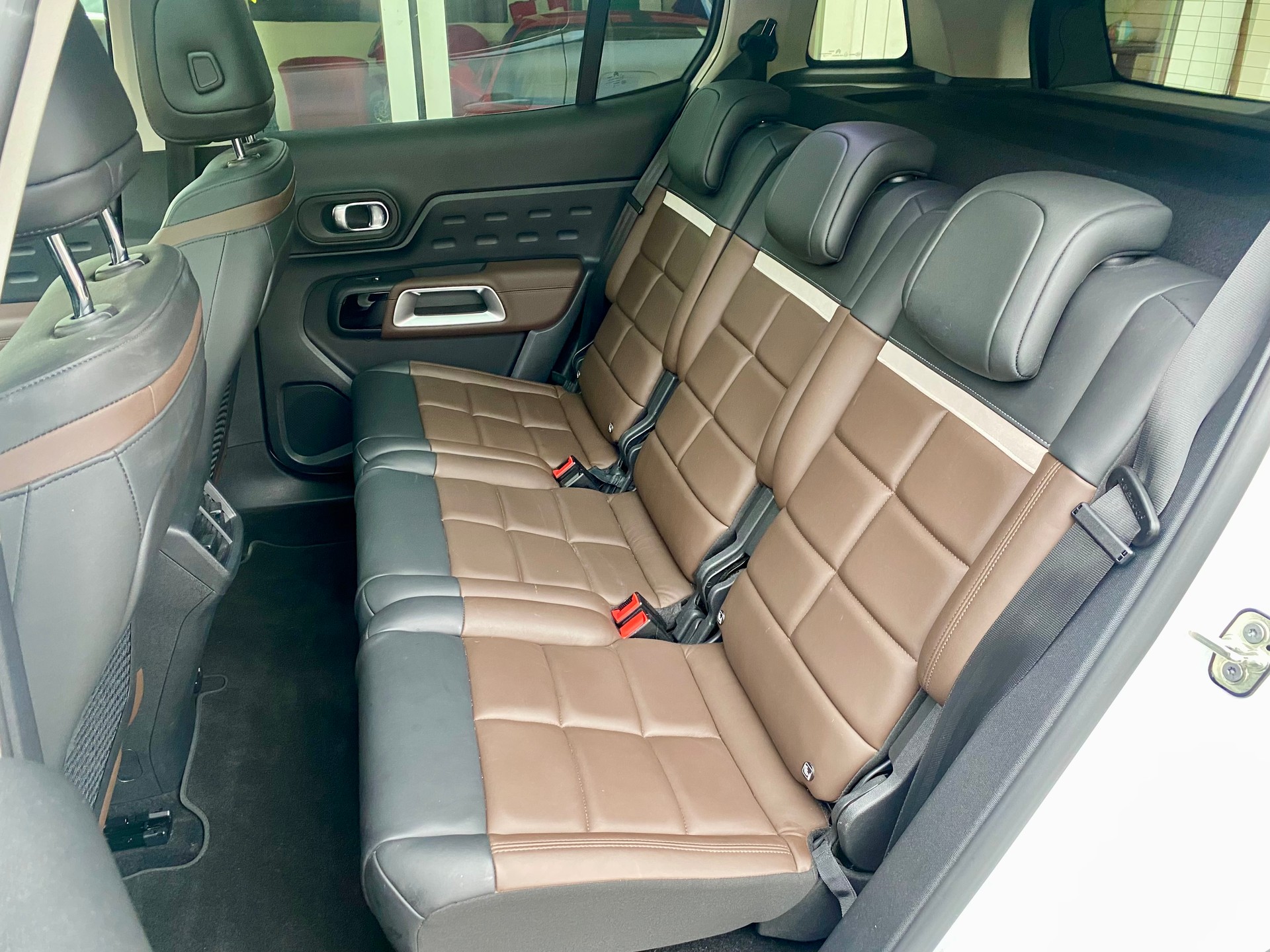 CITROEN C5 Aircross 1.6 PHEV Shine-image-6