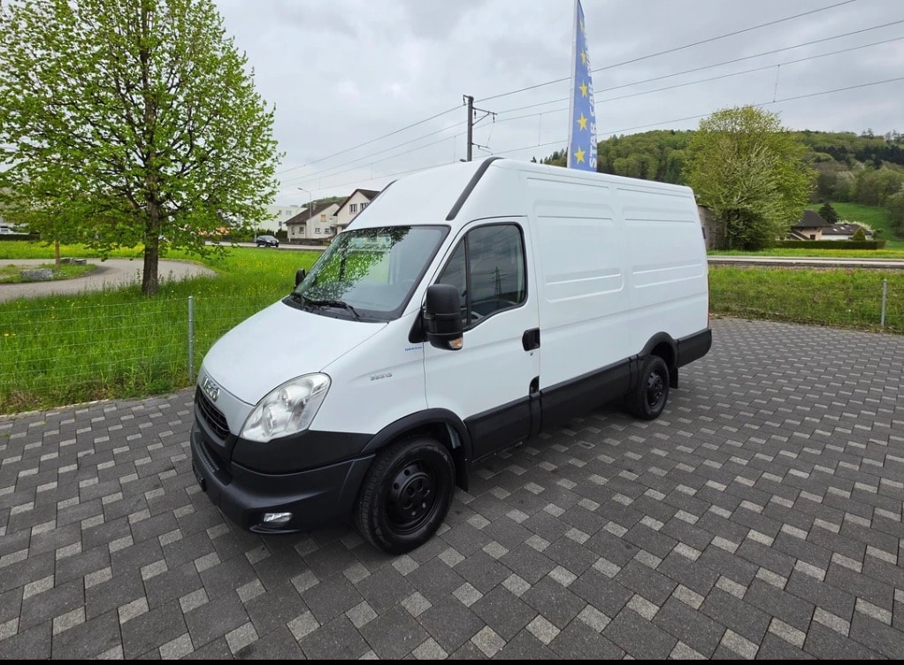 IVECO 35 S 13 VL-image-0