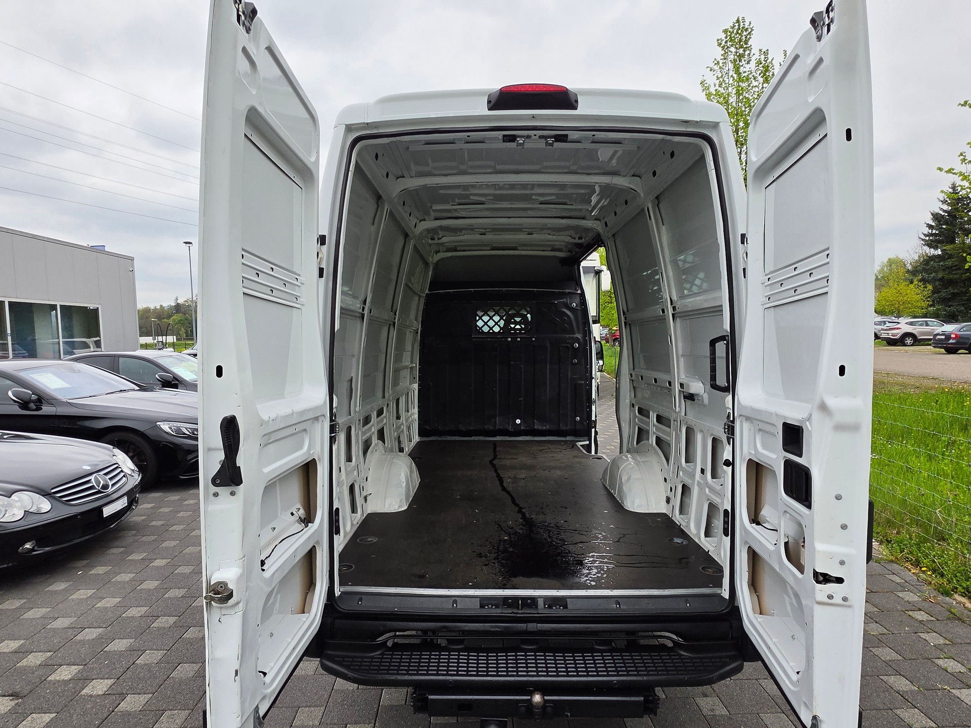 IVECO 35 S 13 VL-image-9