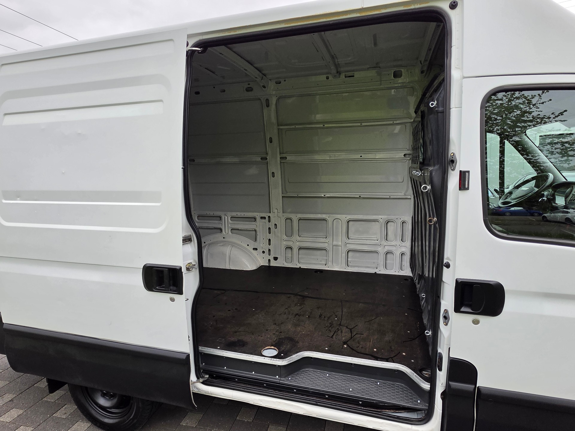 IVECO 35 S 13 VL-image-8