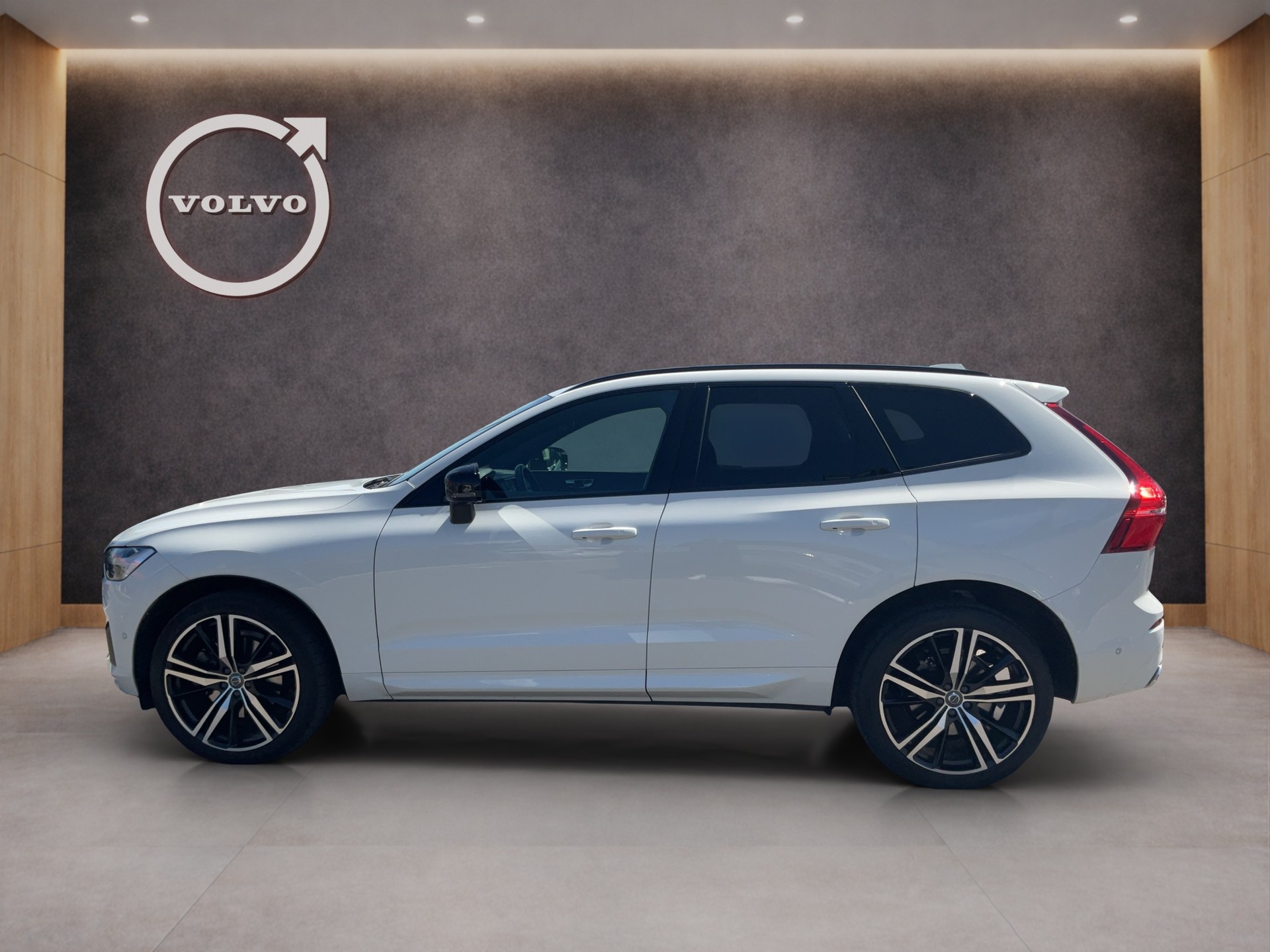 VOLVO XC60 2.0 B4 MH R-Design AWD-image-1
