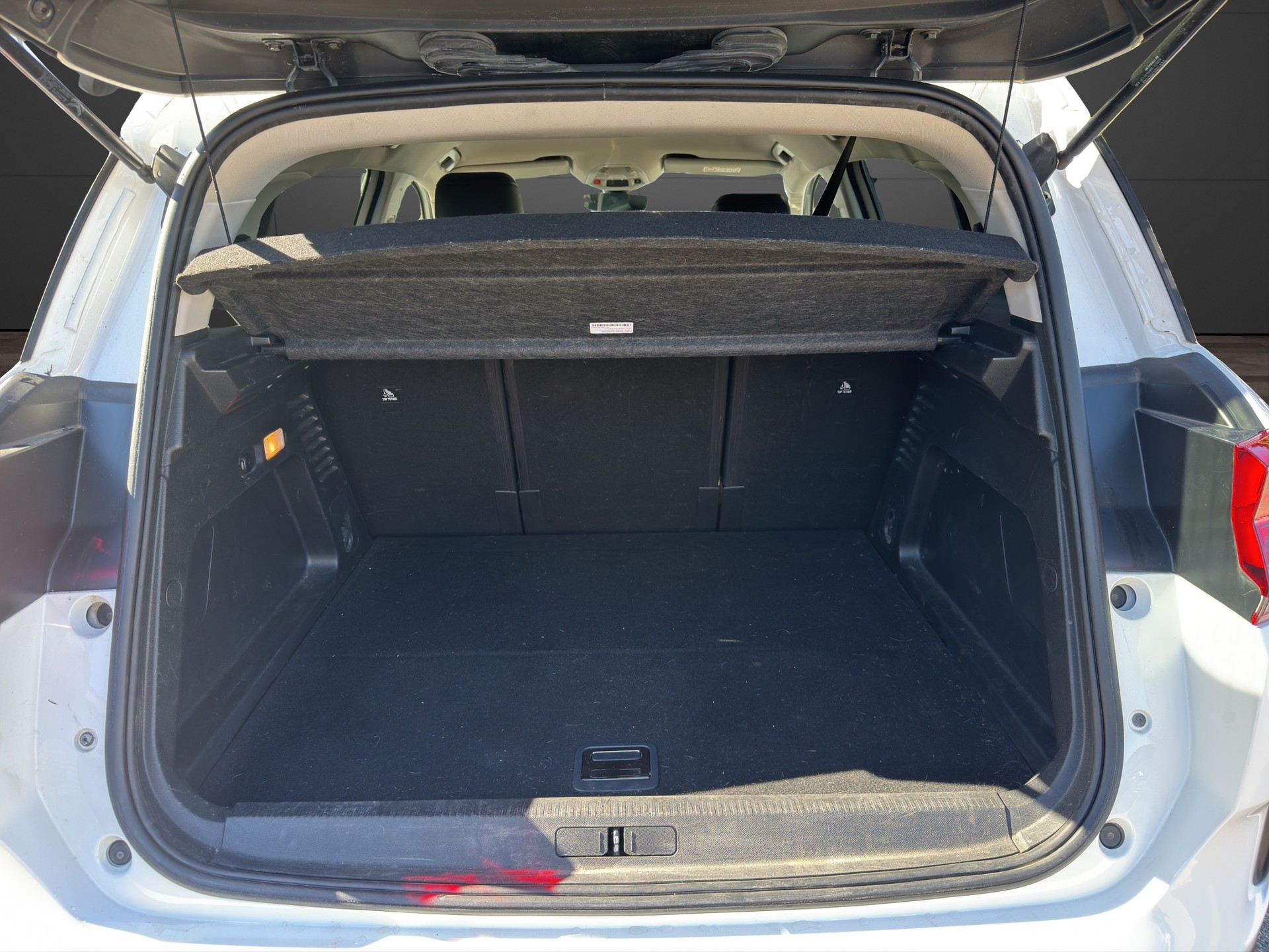 CITROEN C5 Aircross 1.6 PHEV Swiss Edition-image-12