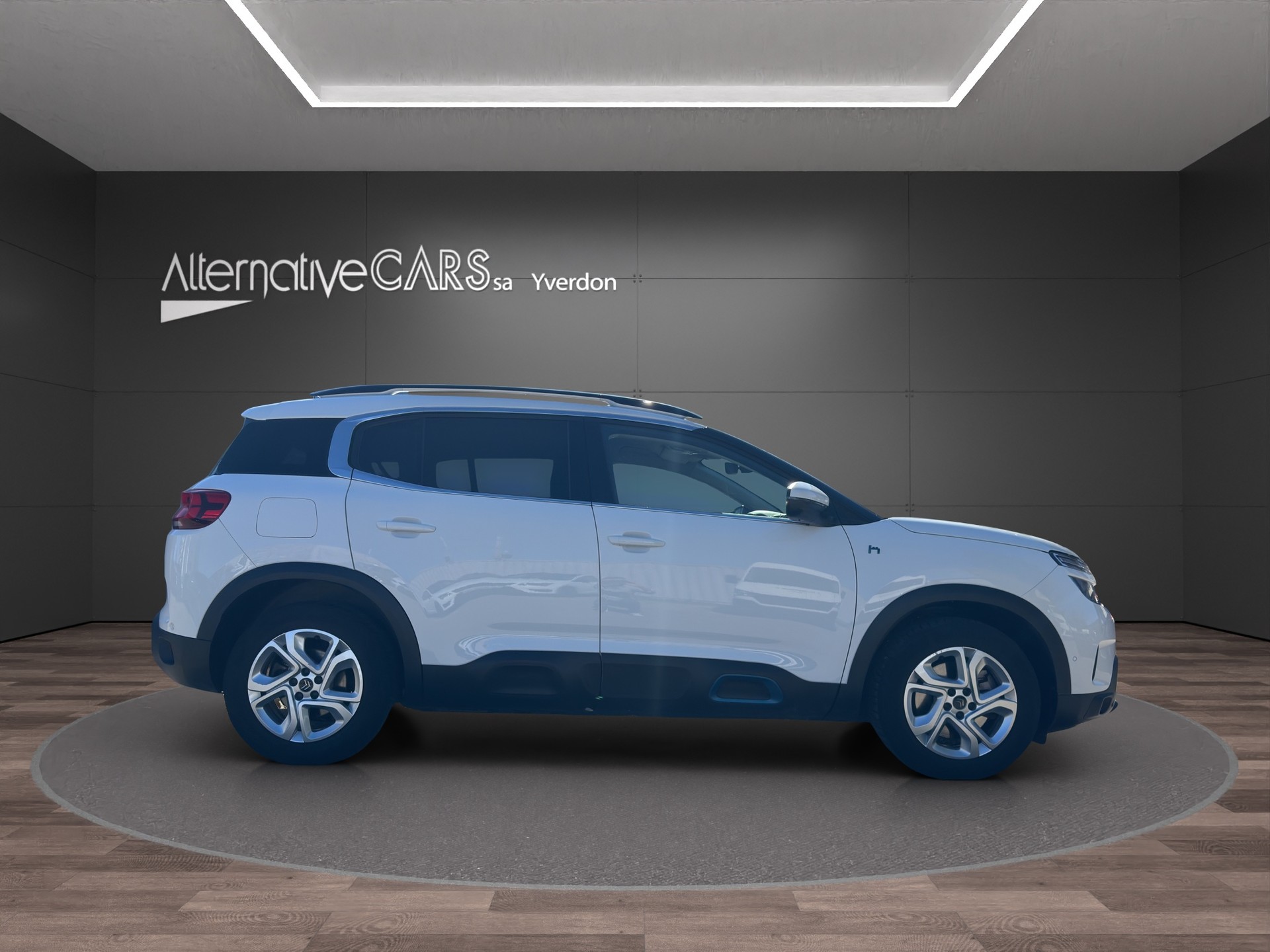 CITROEN C5 Aircross 1.6 PHEV Swiss Edition-image-6