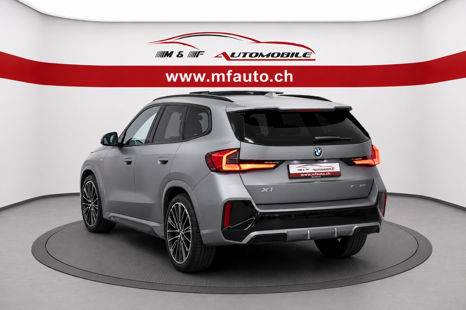 BMW X1 23i xDrive *M-SPORT*CH-FAHRZEUG*-image-2