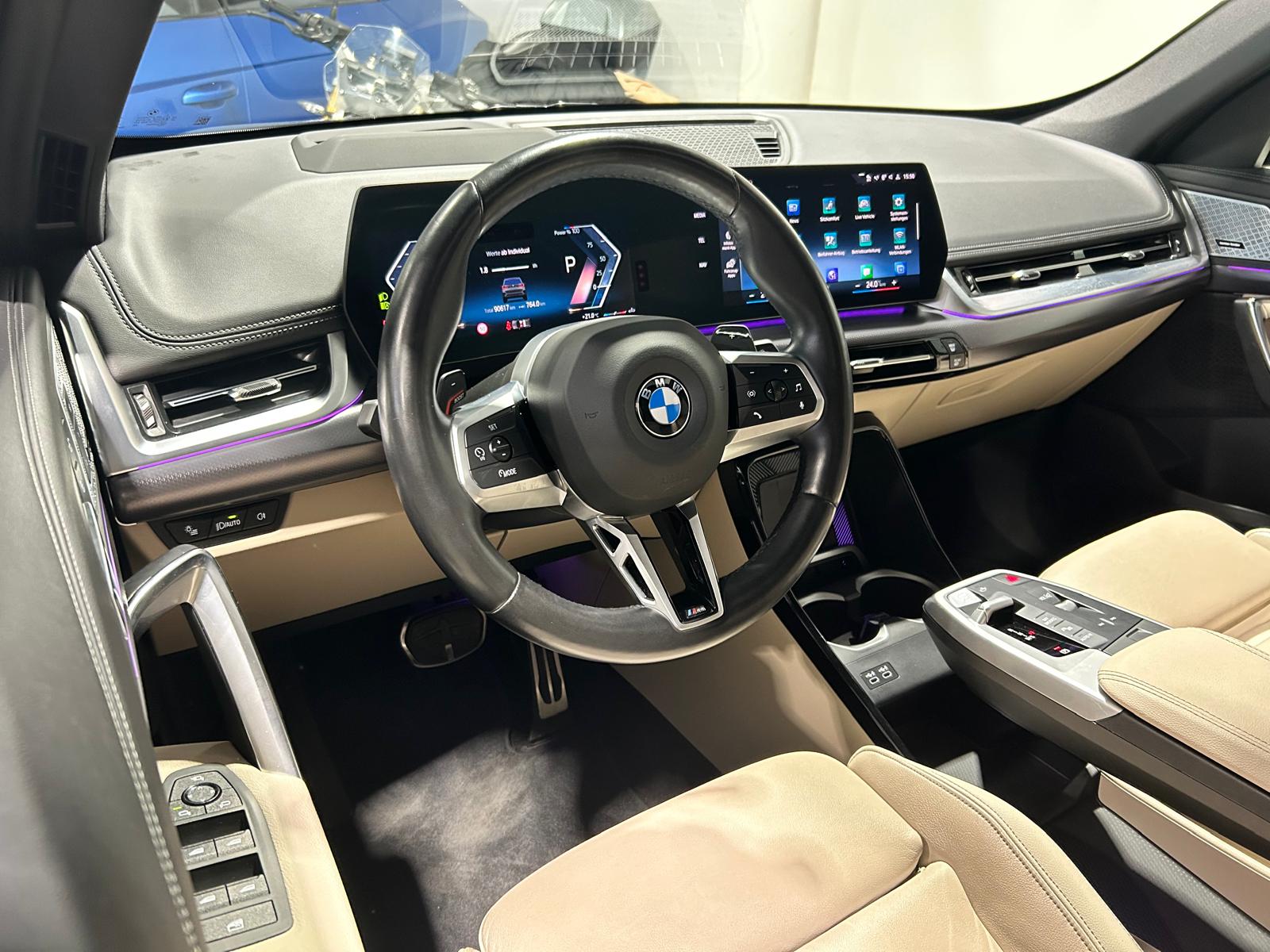 BMW X1 23i xDrive *M-SPORT*CH-FAHRZEUG*-image-10