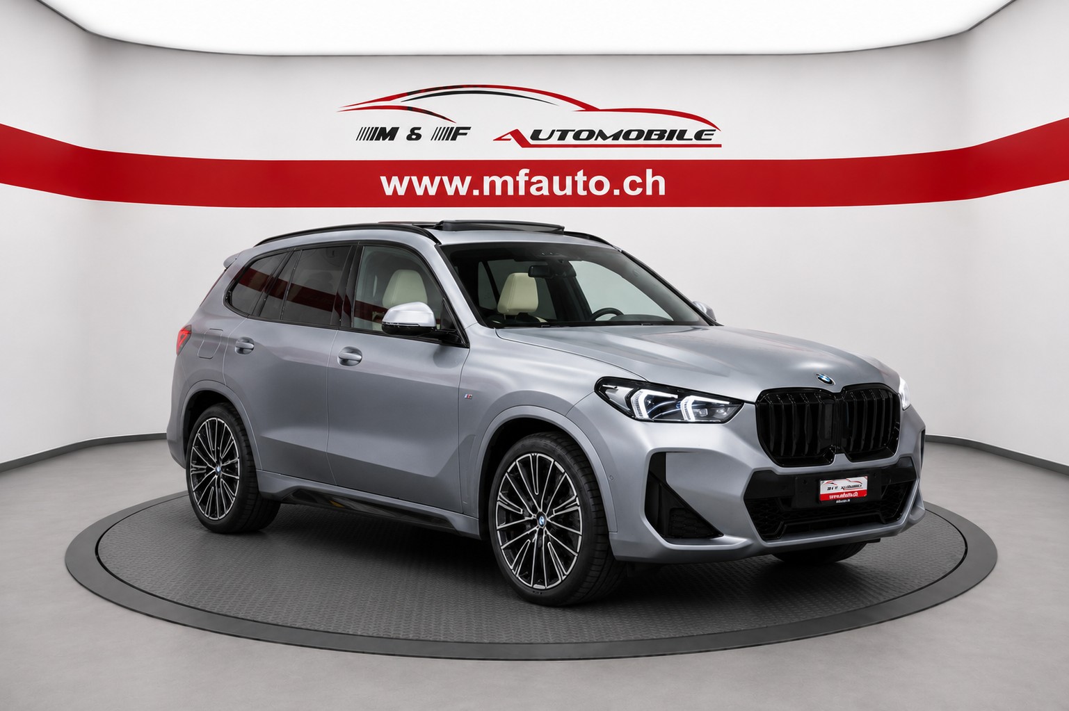 BMW X1 23i xDrive *M-SPORT*CH-FAHRZEUG*-image-1
