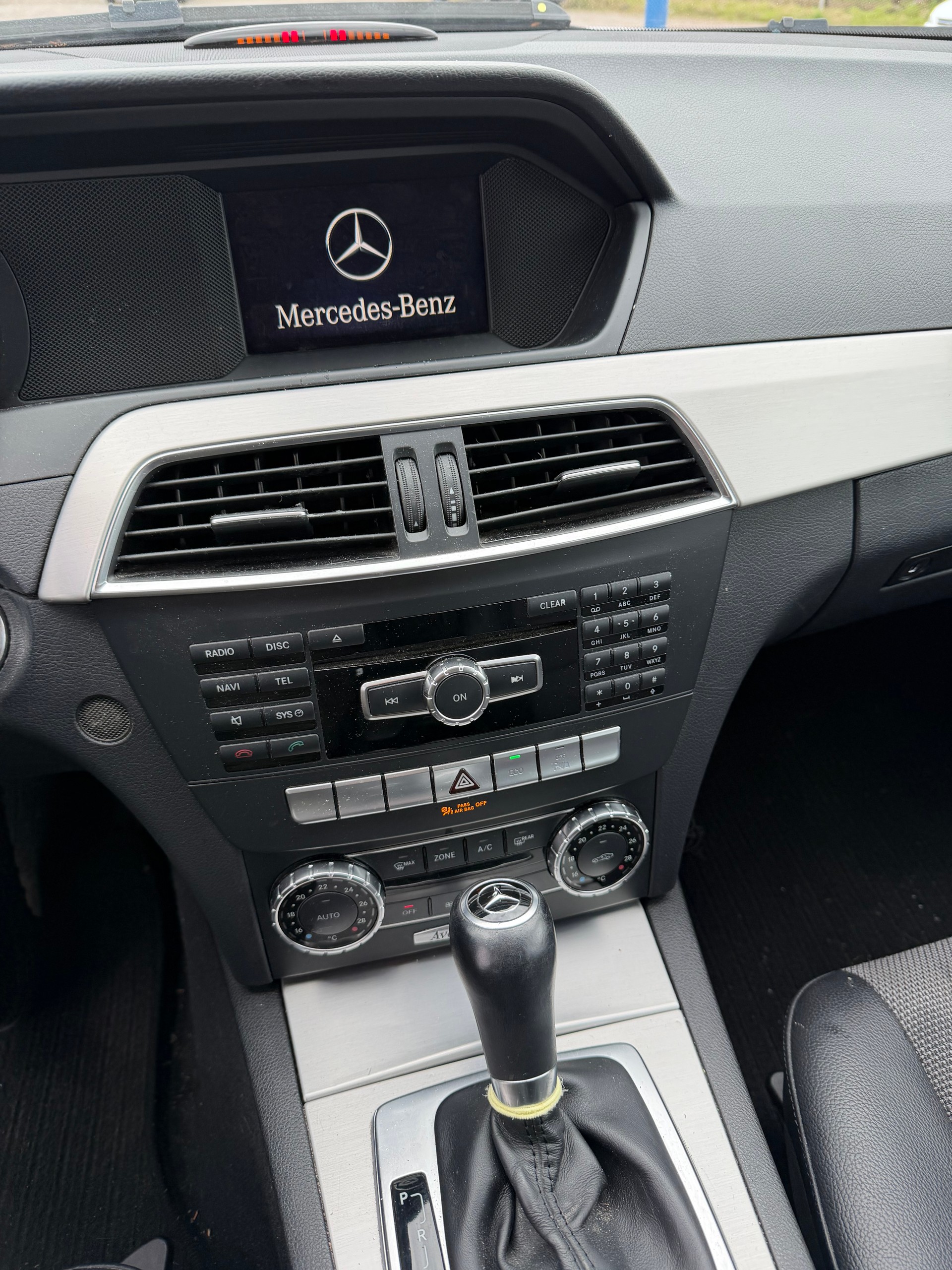 MERCEDES-BENZ C 250 Avantgarde 7G-Tronic-image-8