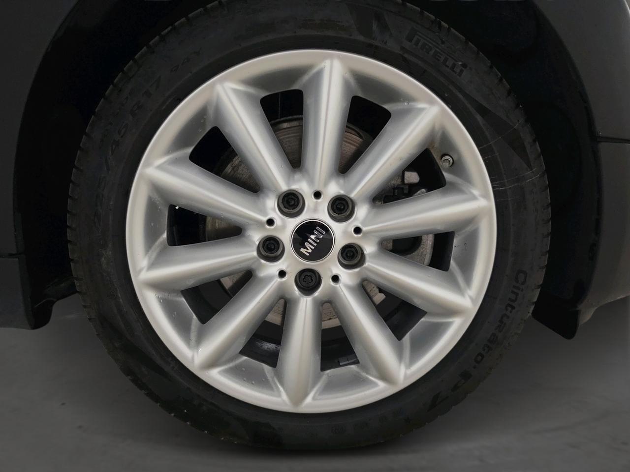 MINI Clubman 1.5i Cooper-image-11