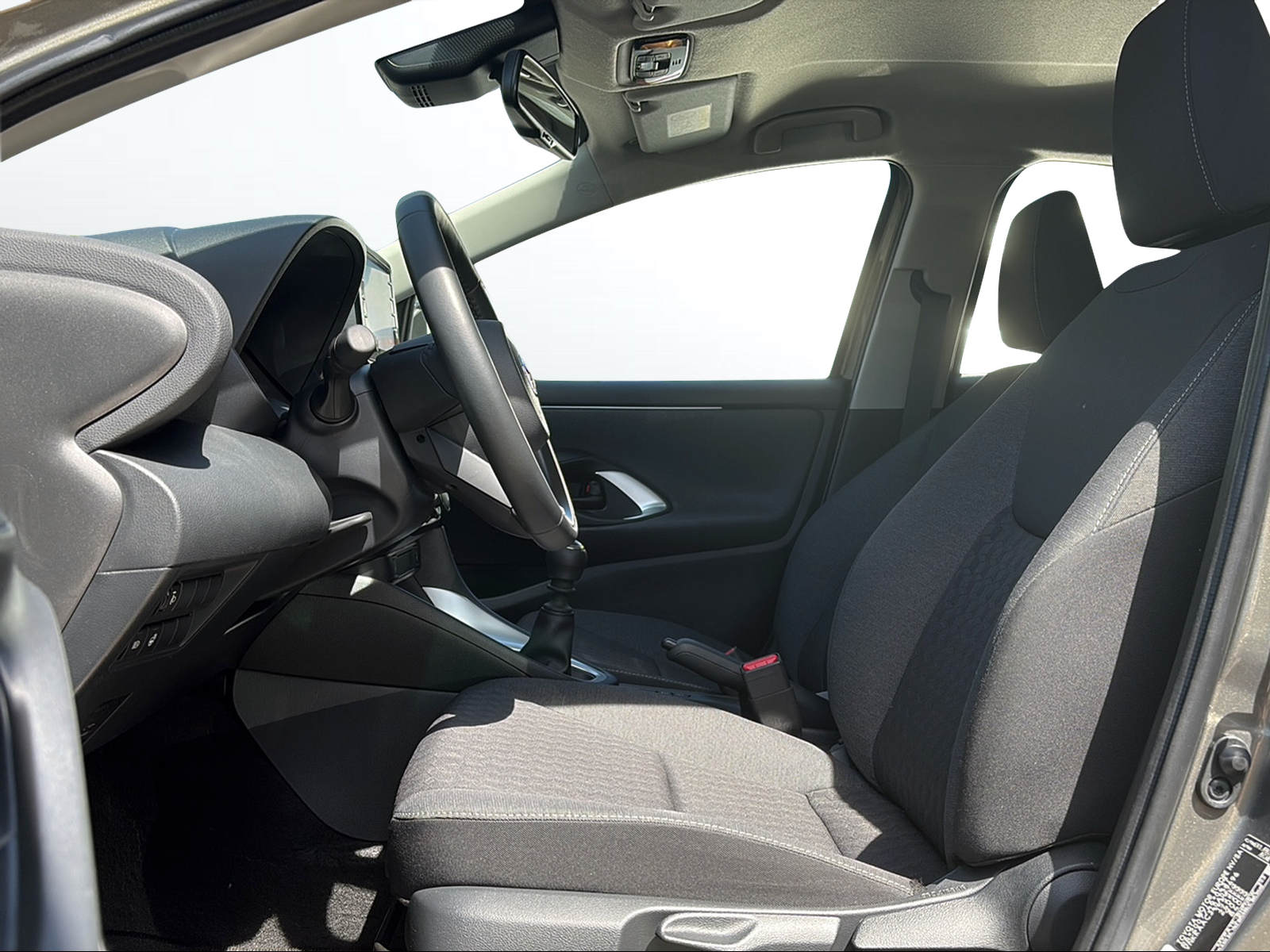 TOYOTA Yaris 1.5 Trend-image-8