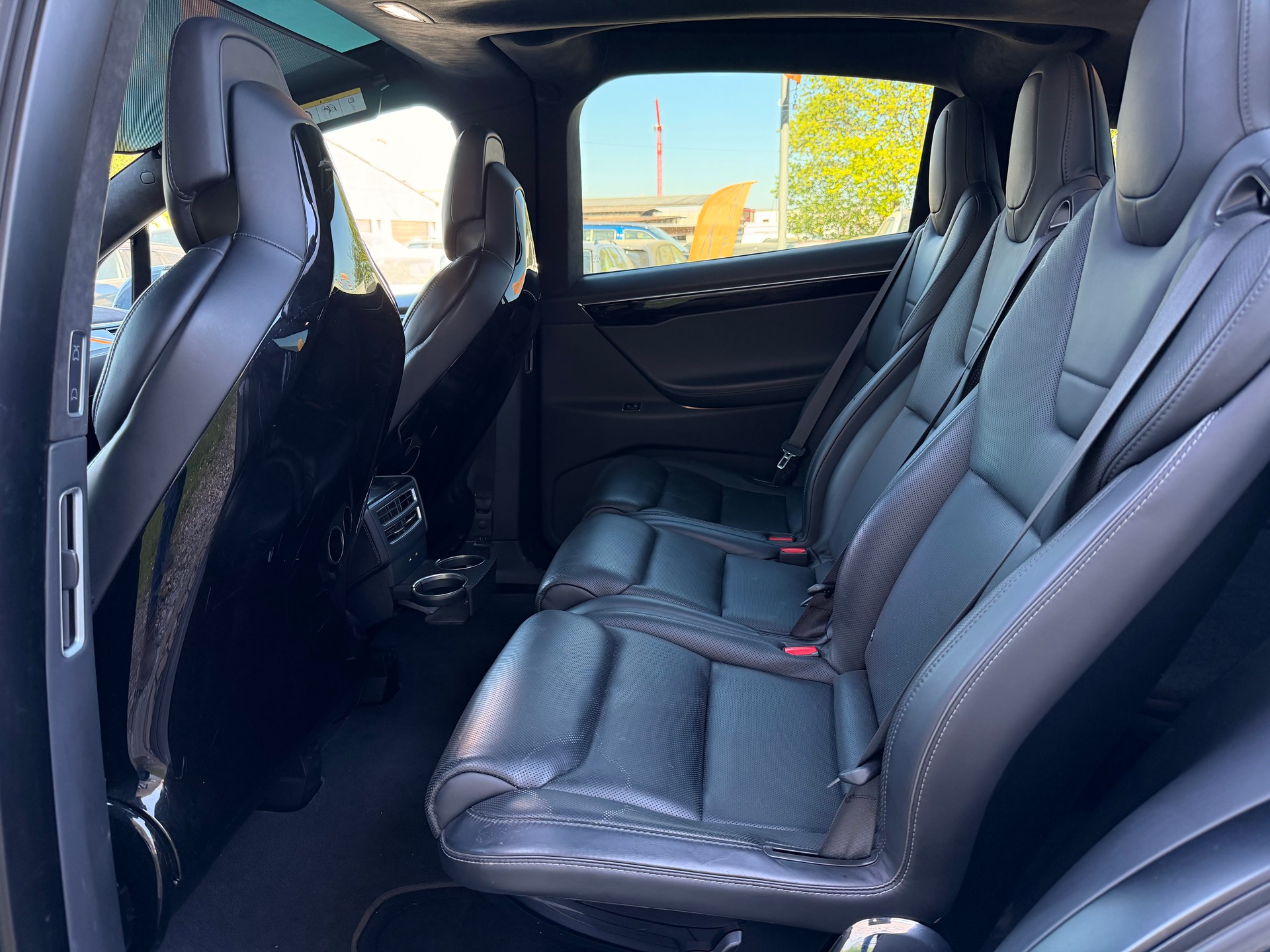 TESLA Model X 90 D Performance 7 Platz-image-14