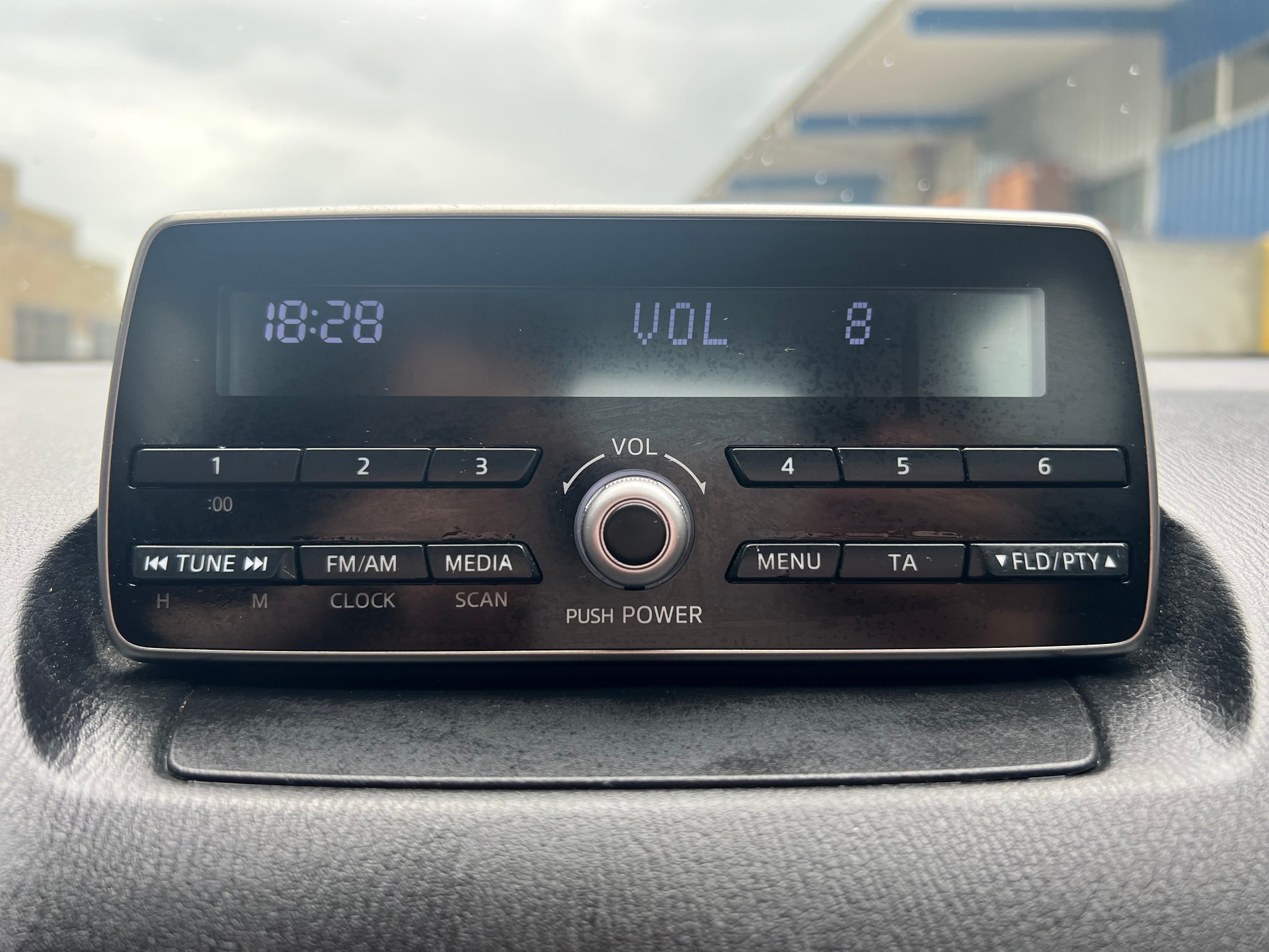 MAZDA 2 SKYACTIV-G 75 Challenge**CH Auslieferung,Frisch ab MFK**-image-10