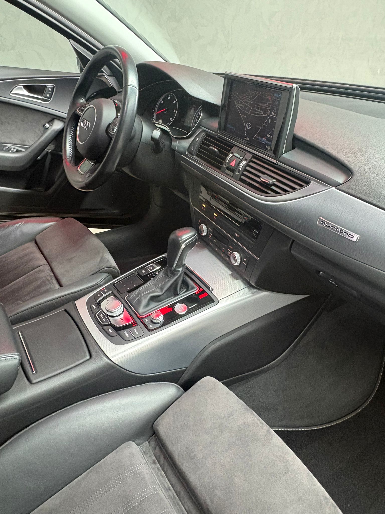 AUDI A6 Avant 3.0 TDI V6 quattro S-tronic-image-9