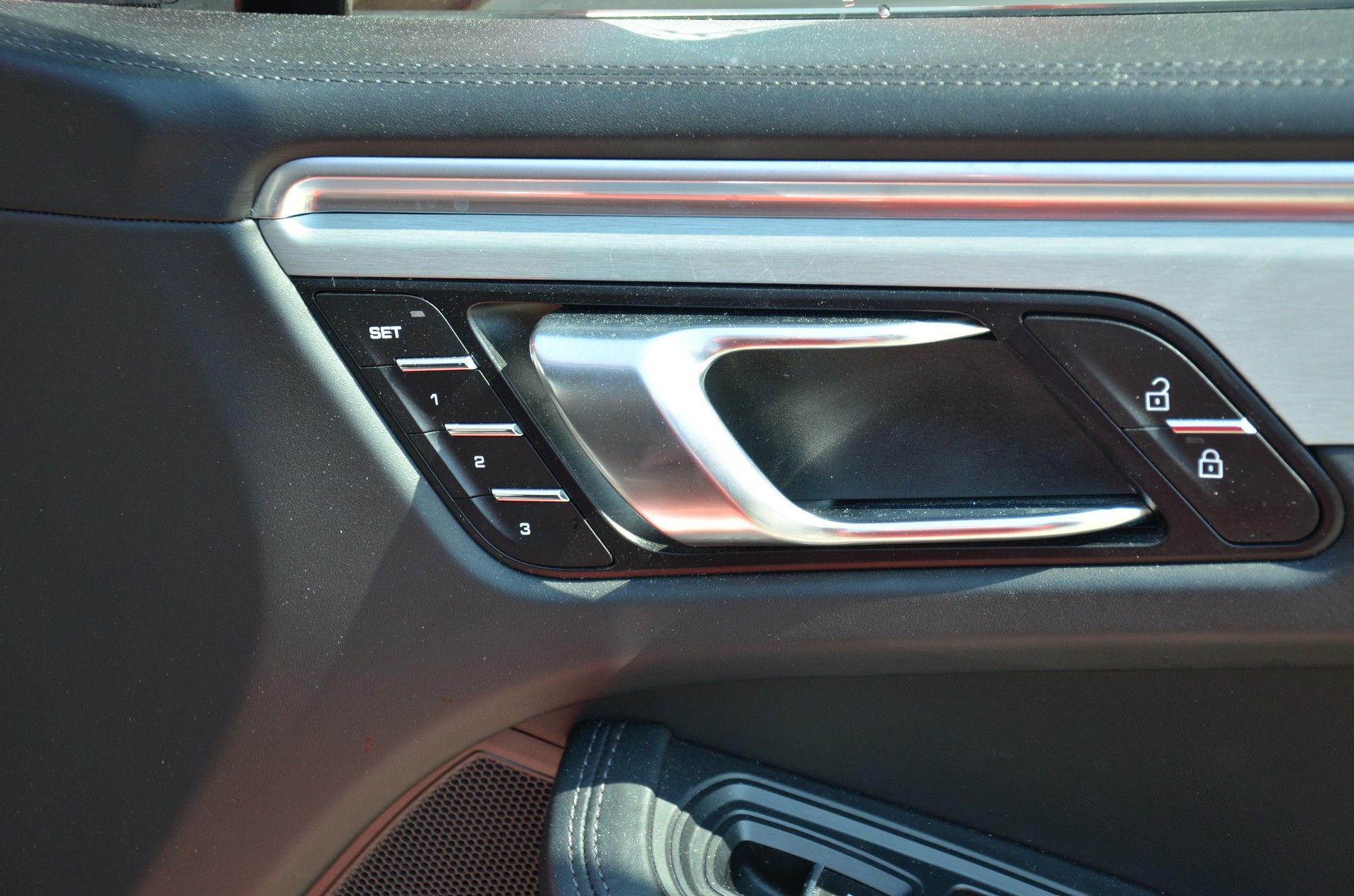 PORSCHE Macan PDK-image-15