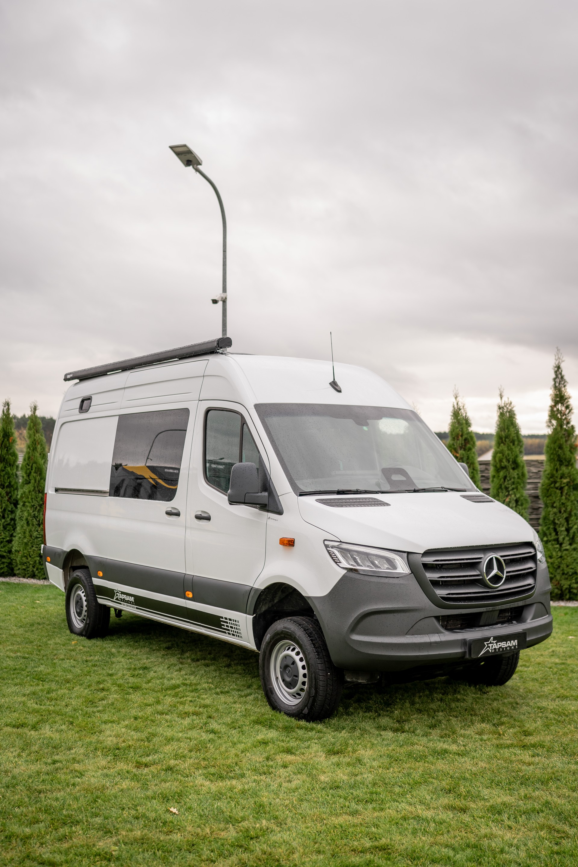 MERCEDES-BENZ Sprinter 319 cdi 4x4-image-19