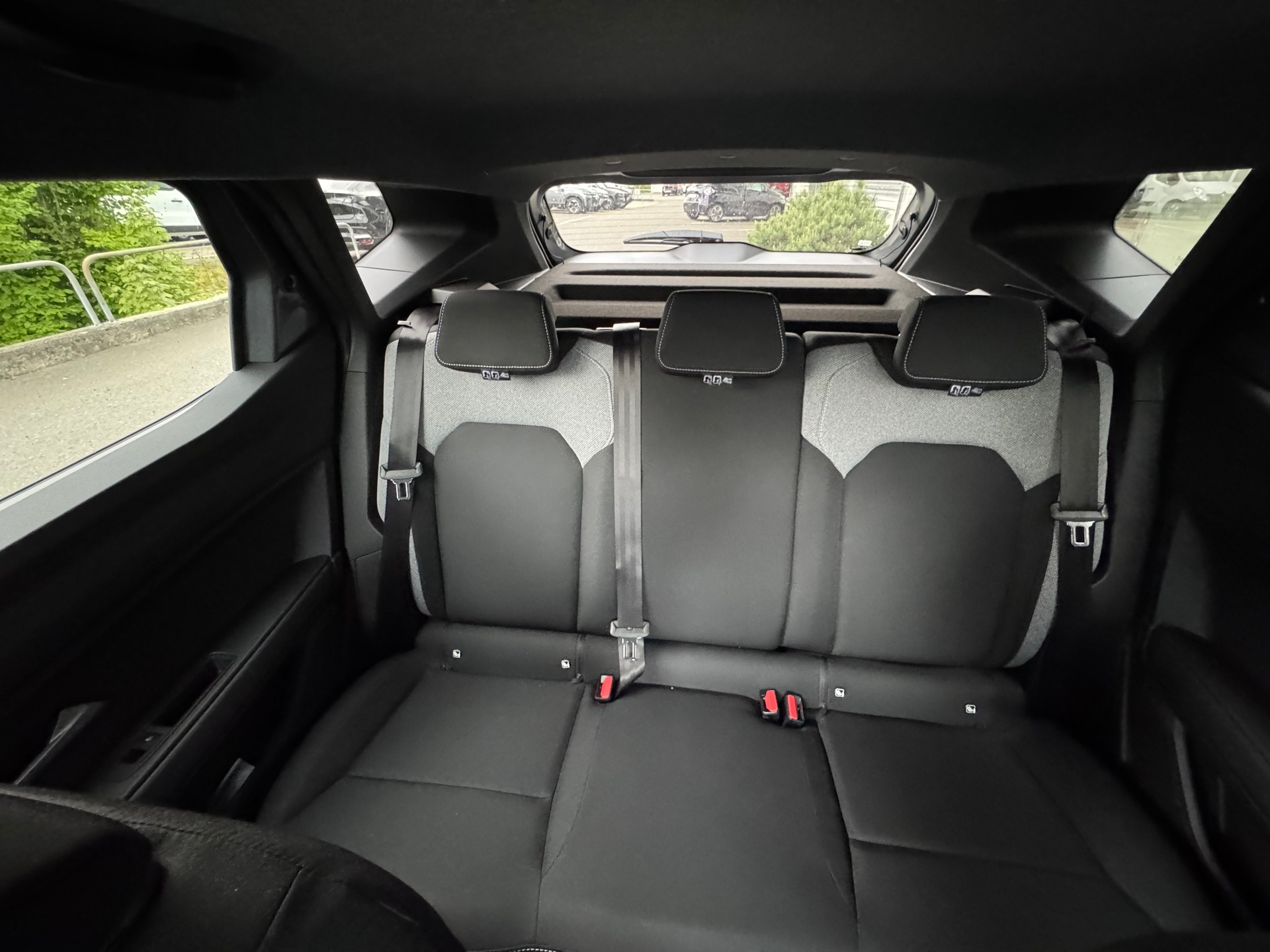 DACIA Duster HEV 155 Journey-image-15