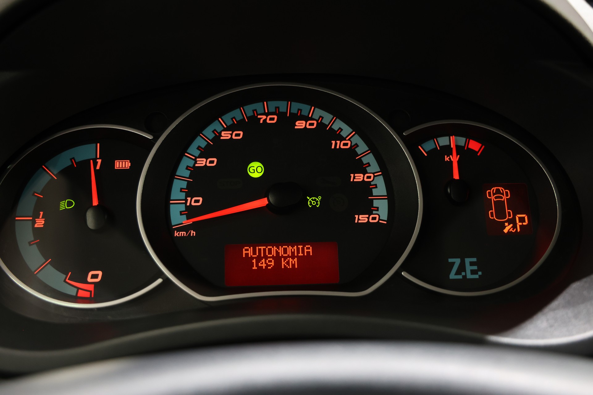 RENAULT Kangoo Maxi Z.E. 33 R60 Business Pack Modul. 5 Pl.-image-21