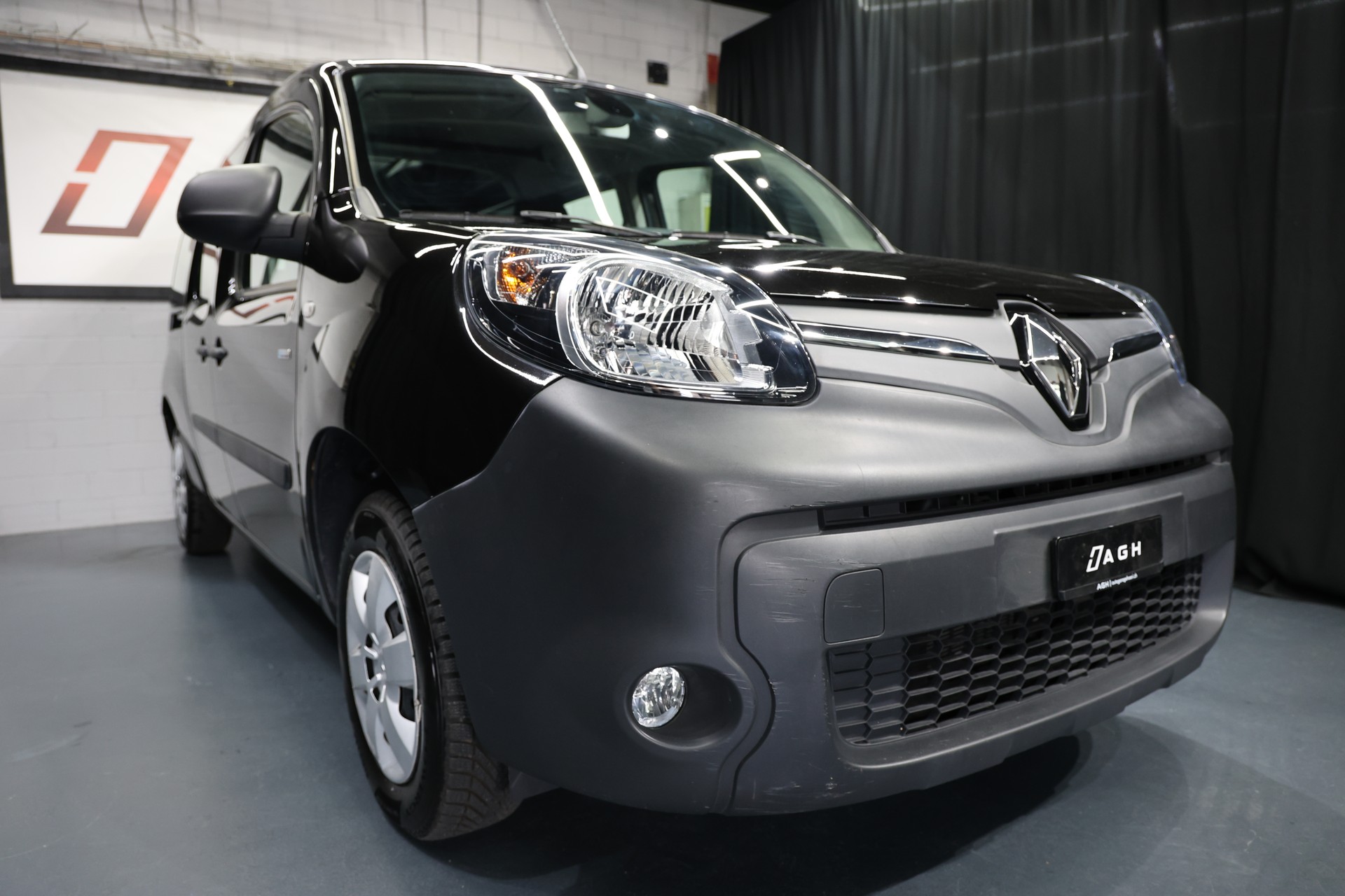 RENAULT Kangoo Maxi Z.E. 33 R60 Business Pack Modul. 5 Pl.-image-8