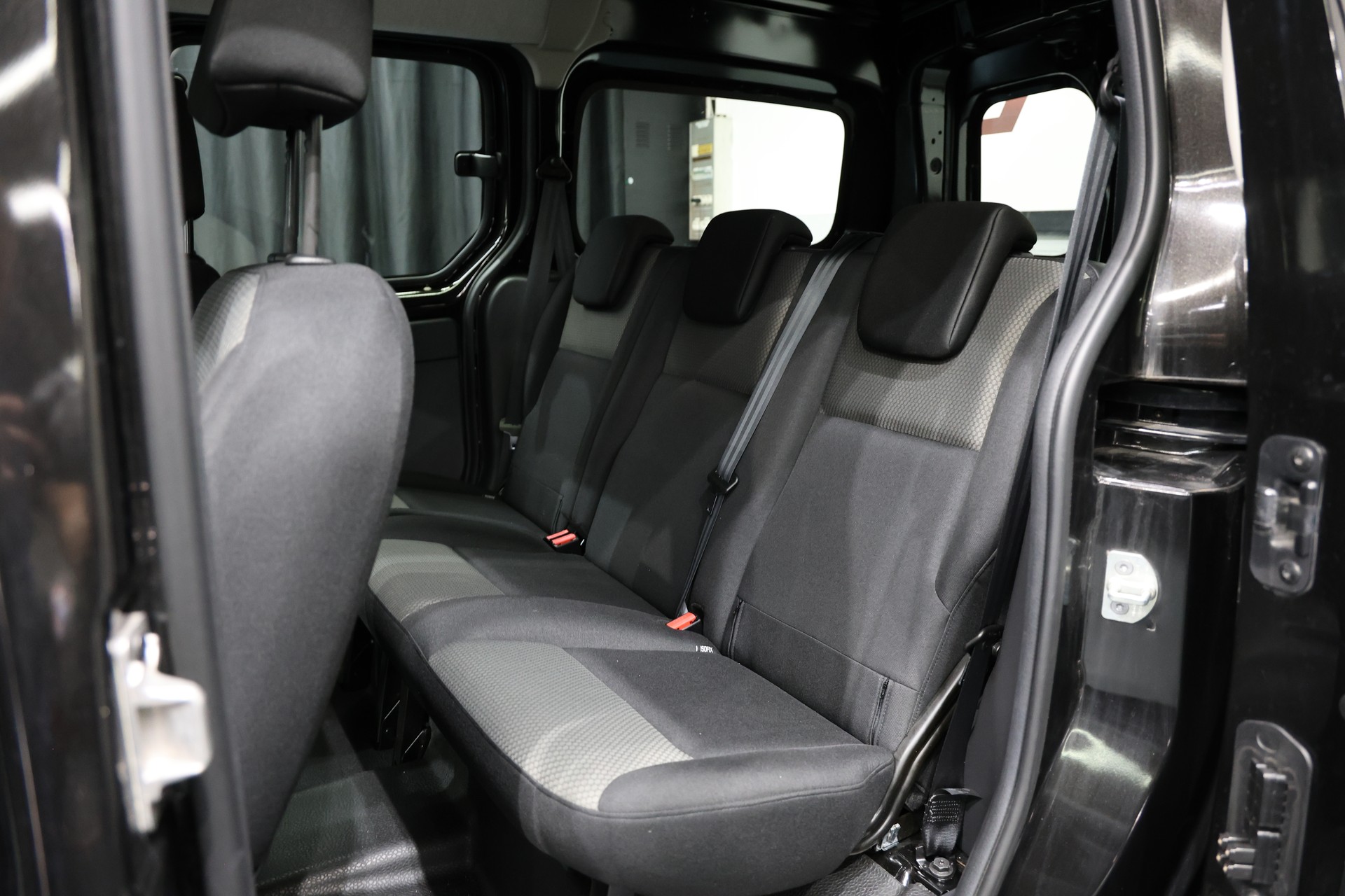 RENAULT Kangoo Maxi Z.E. 33 R60 Business Pack Modul. 5 Pl.-image-4