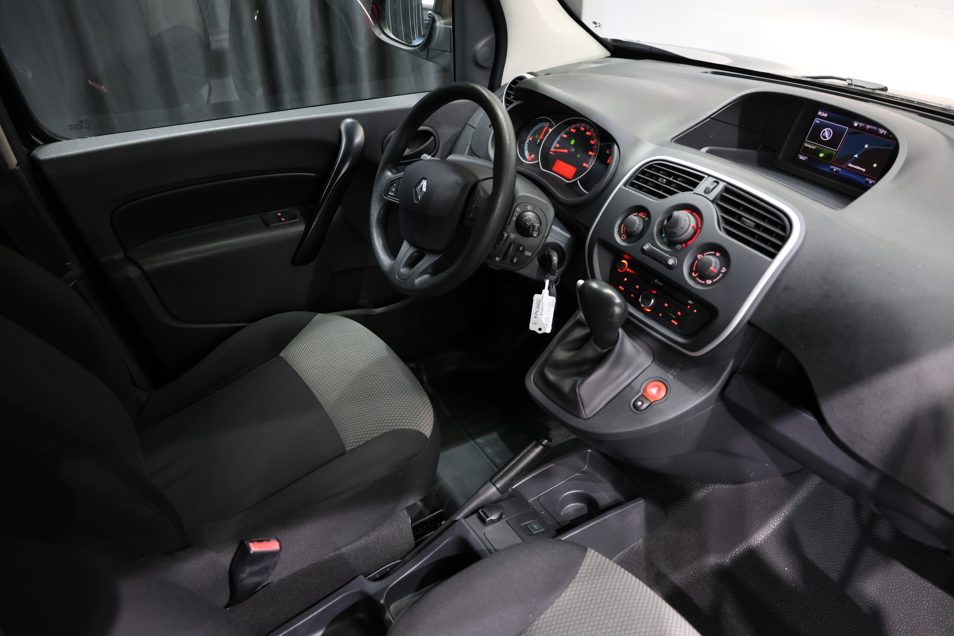RENAULT Kangoo Maxi Z.E. 33 R60 Business Pack Modul. 5 Pl.-image-12