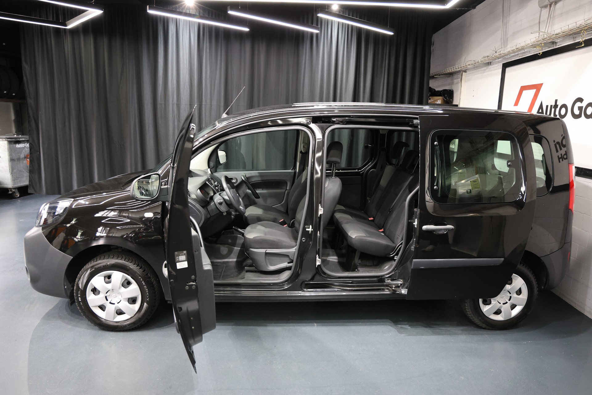 RENAULT Kangoo Maxi Z.E. 33 R60 Business Pack Modul. 5 Pl.-showroom-element-3