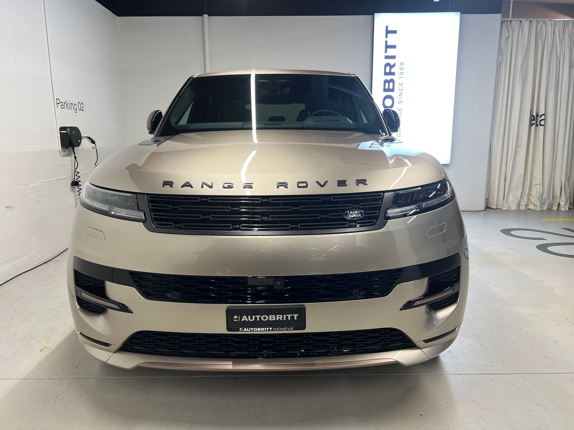 LAND ROVER Range Rover Sport 3.0 I6 P550e Autobiography-image-9