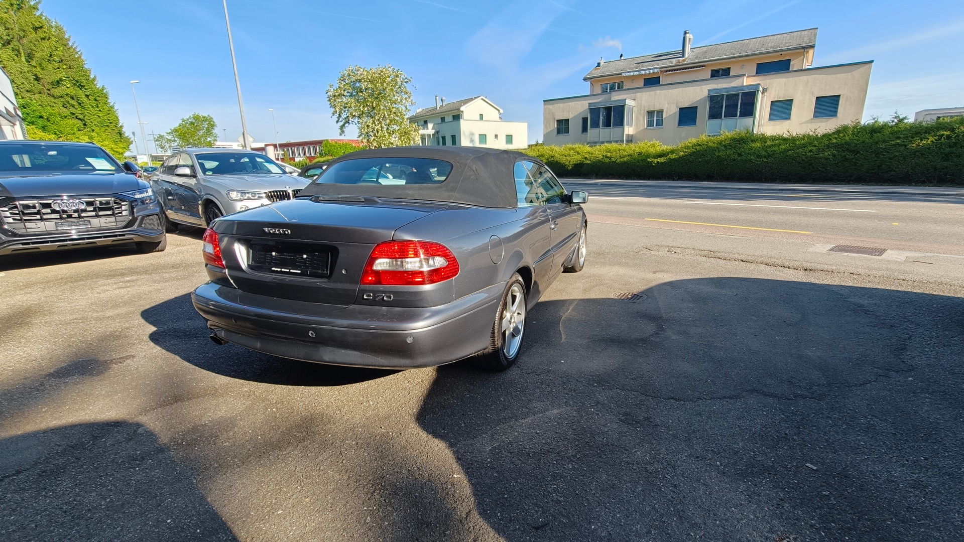 VOLVO C70 Cabriolet 2.0T-showroom-element-3
