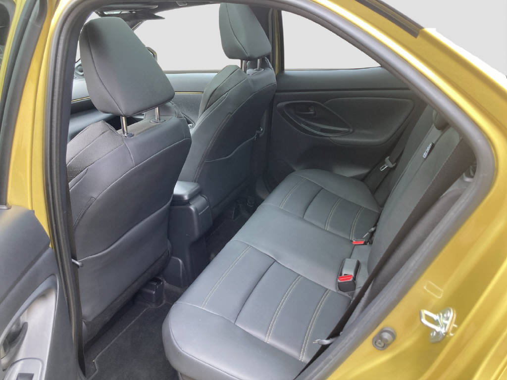 TOYOTA Yaris Cross 1.5 VVT-i HSD Premiere Edition AWD-i-image-11