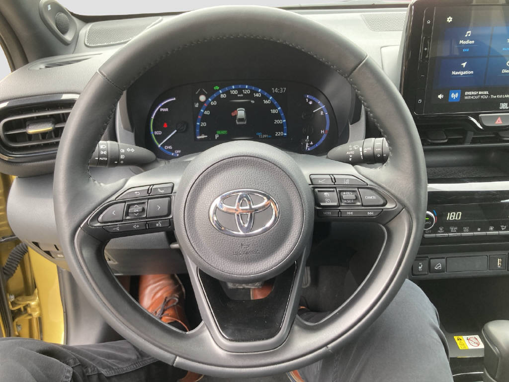 TOYOTA Yaris Cross 1.5 VVT-i HSD Premiere Edition AWD-i-image-7