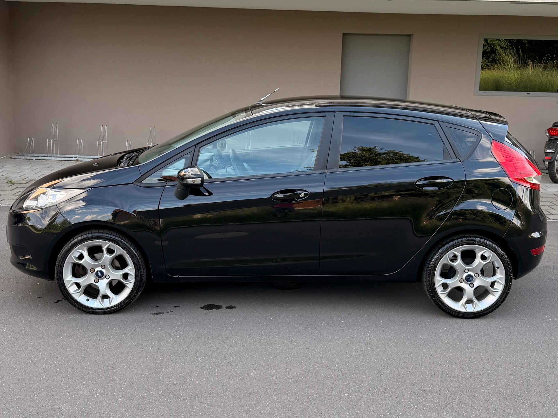 FORD Fiesta 1.25 16V Trend-image-5