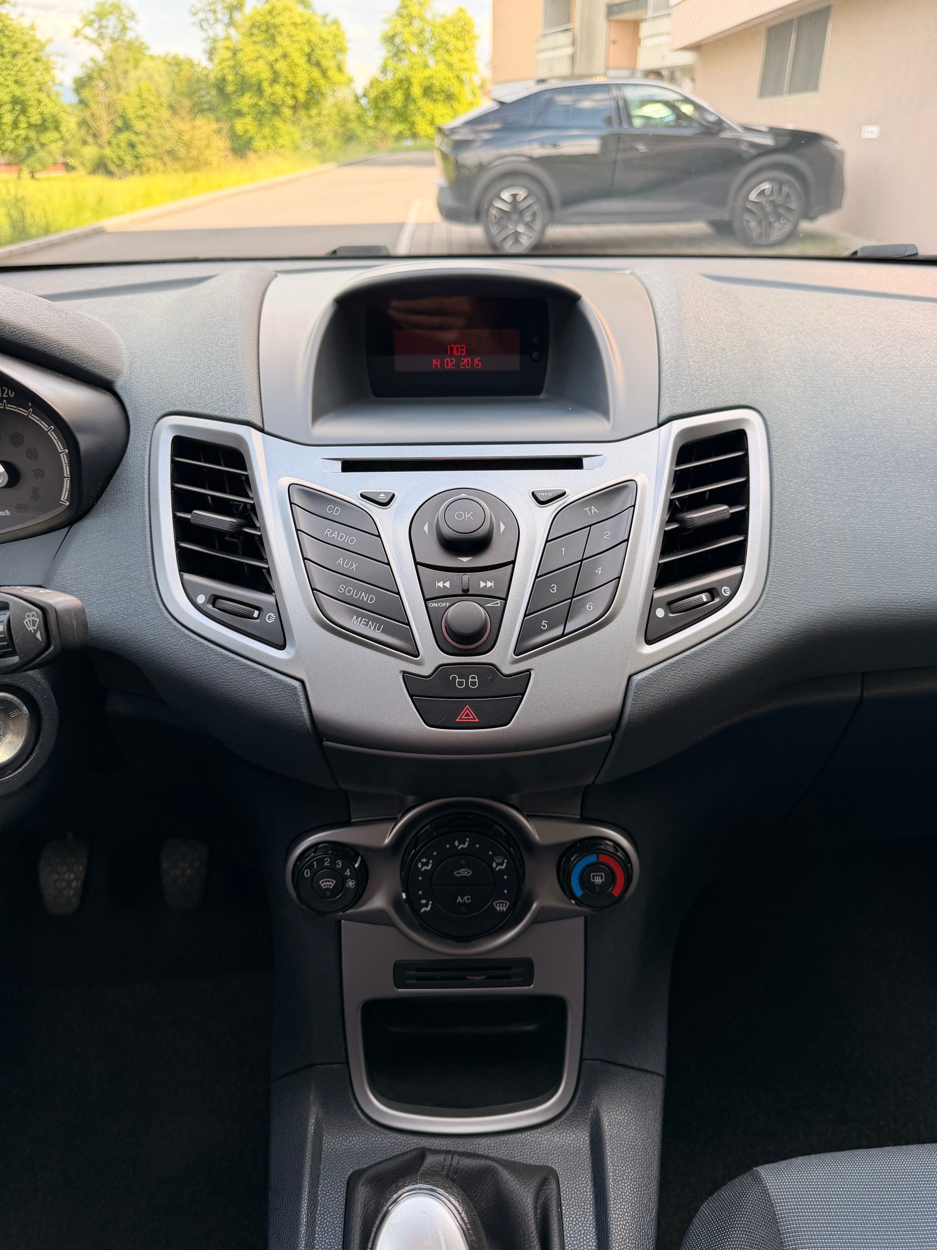 FORD Fiesta 1.25 16V Trend-image-10