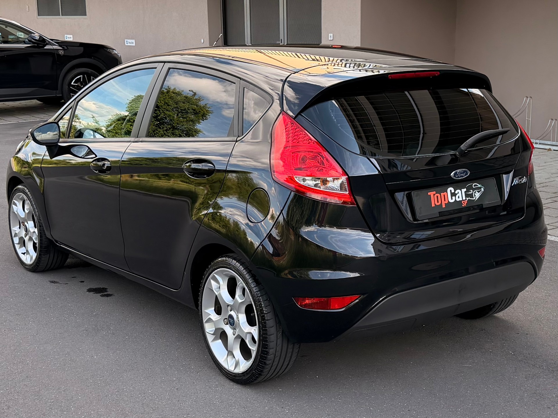 FORD Fiesta 1.25 16V Trend-image-4