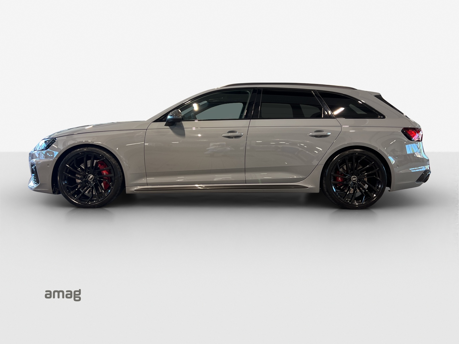 AUDI RS4 Avant quattro tiptronic-image-1