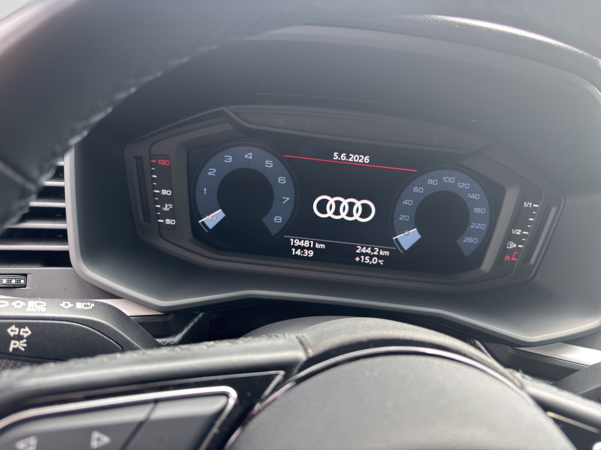 AUDI A1 Sportback 30 TFSI advanced Attraction S-tronic-image-9