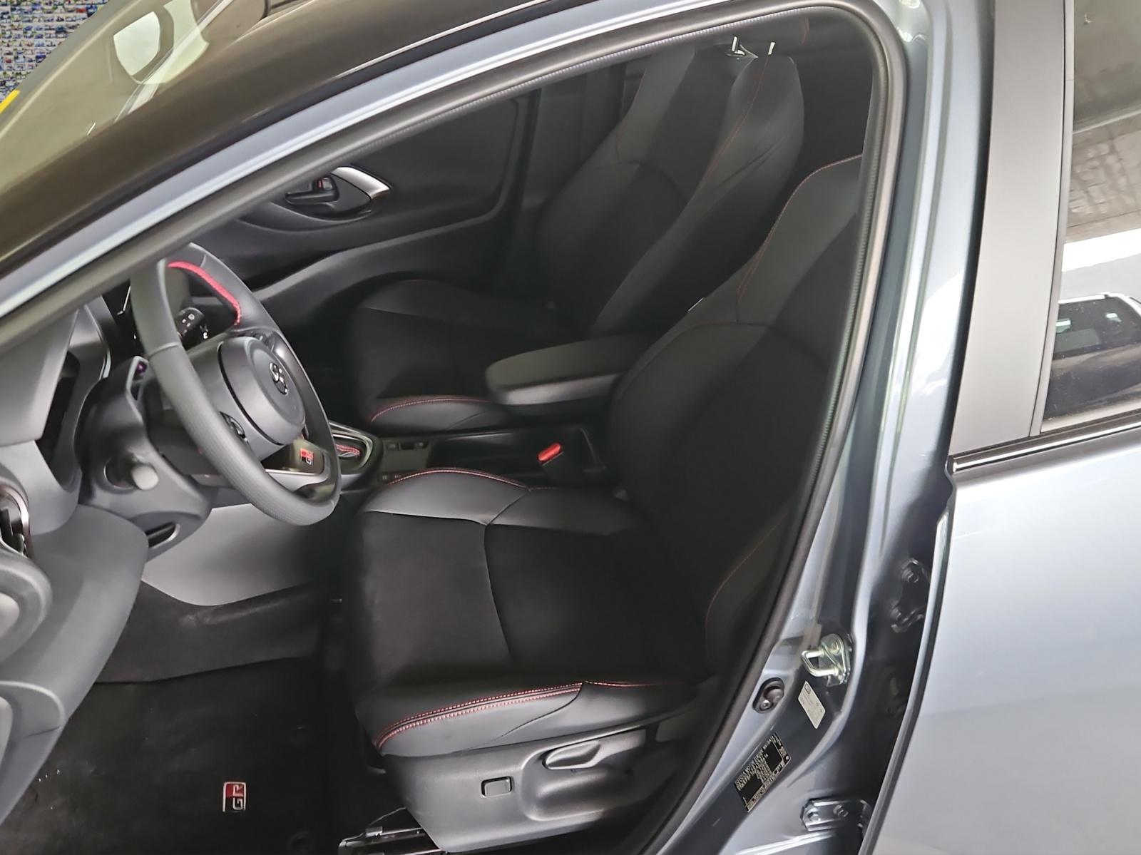 TOYOTA Yaris 1.5 VVT-i HSD GR Sport-image-8