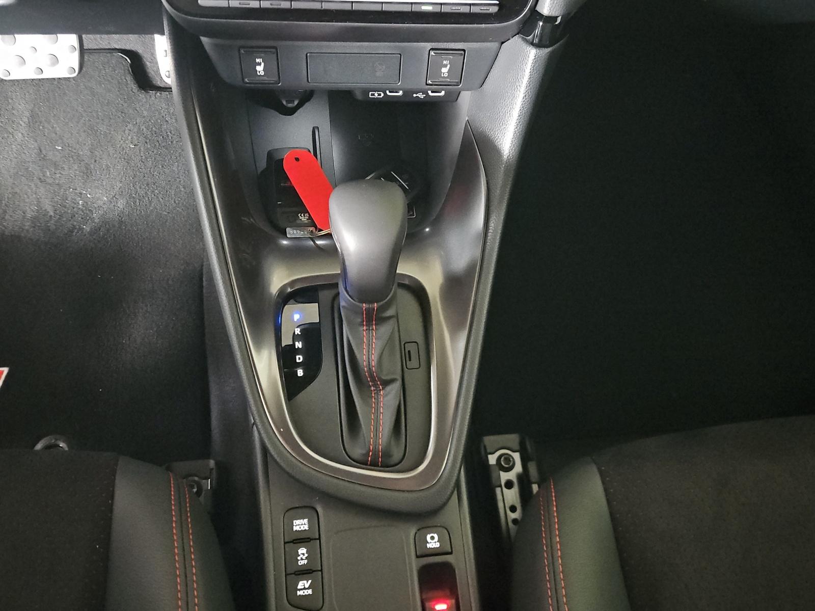 TOYOTA Yaris 1.5 VVT-i HSD GR Sport-image-20