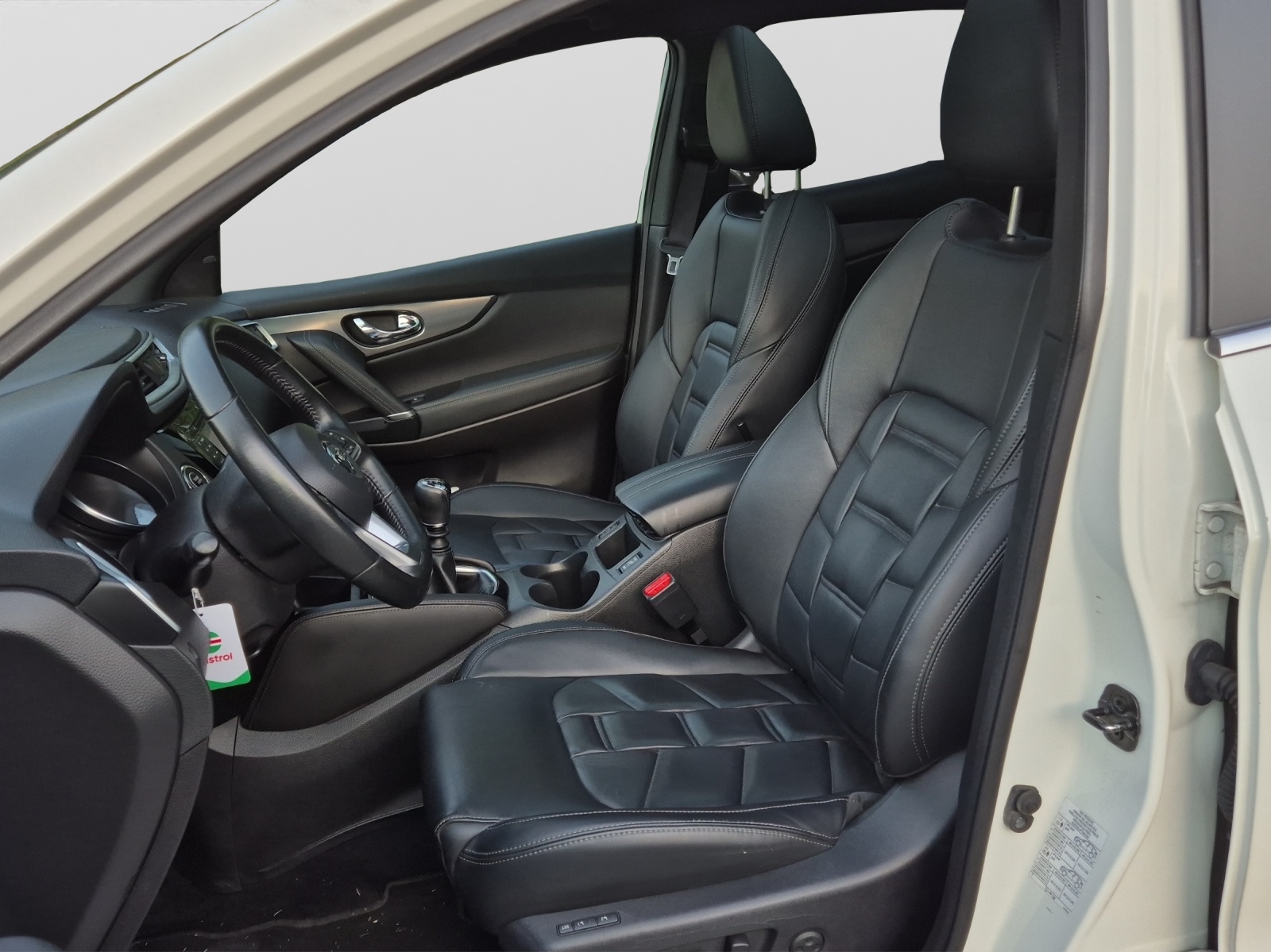 NISSAN Qashqai 1.6 DIG-T tekna +-image-10