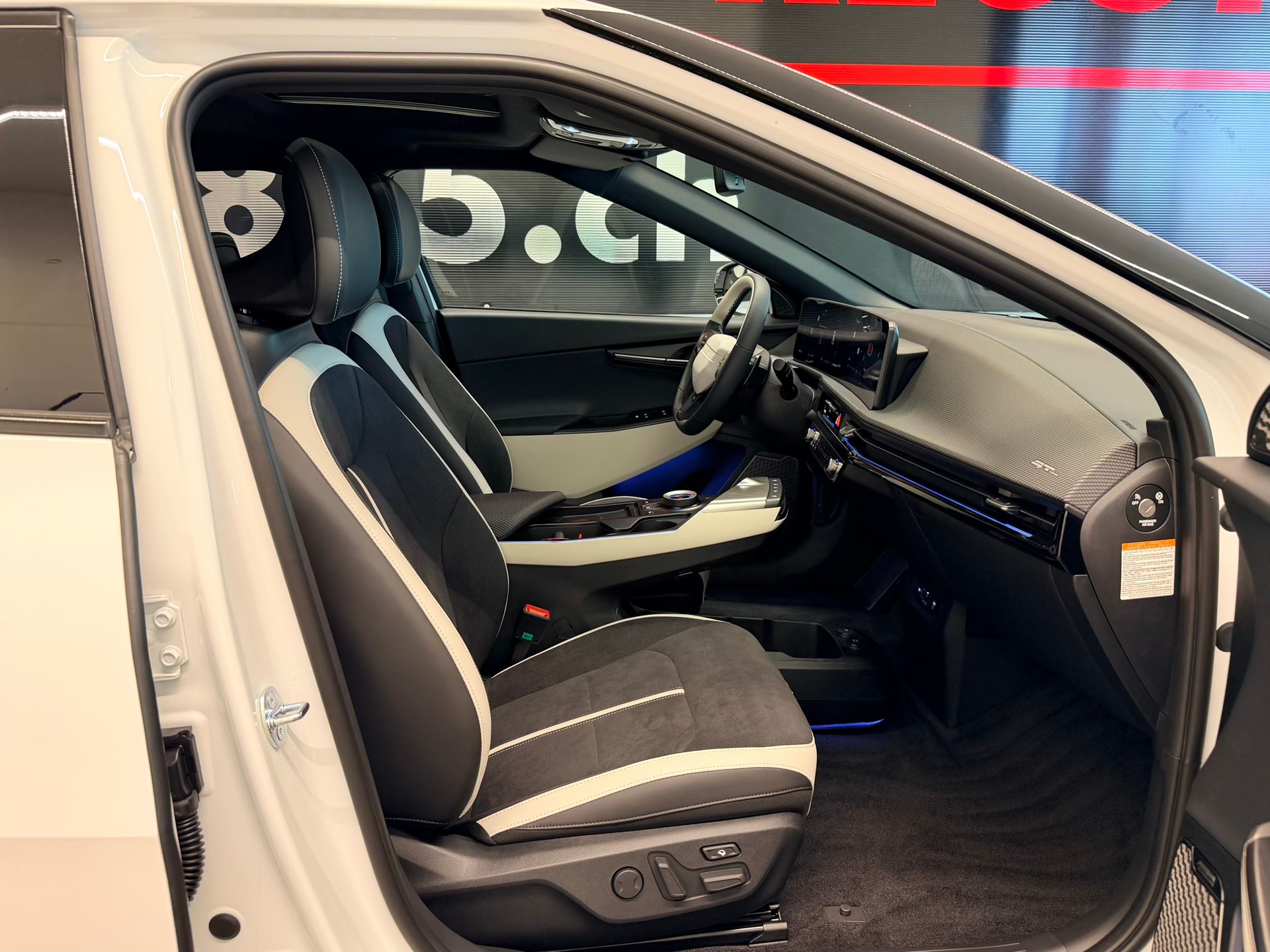 KIA EV6 84 kWh GT-Line 4x4-image-22