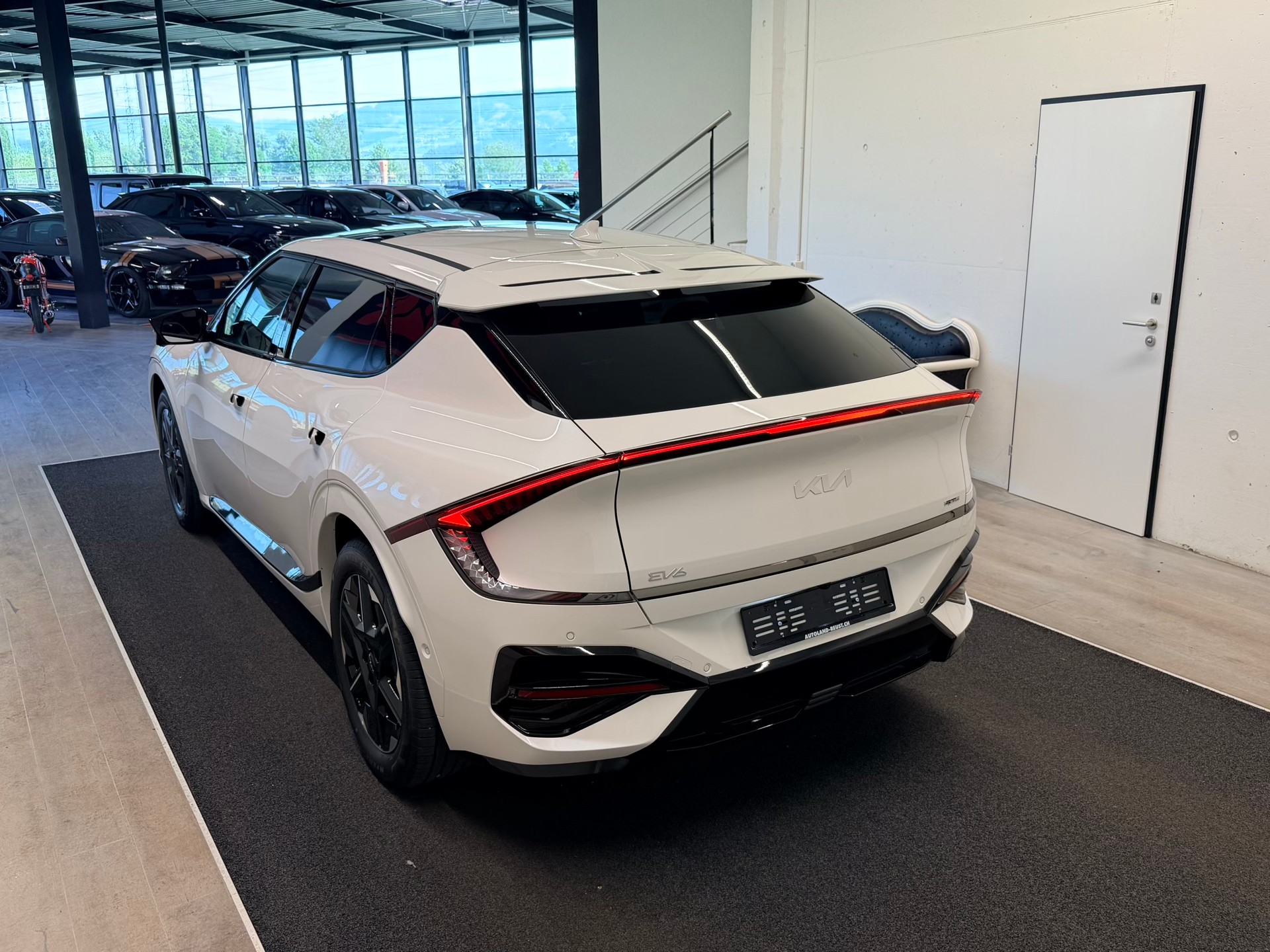 KIA EV6 84 kWh GT-Line 4x4-image-8