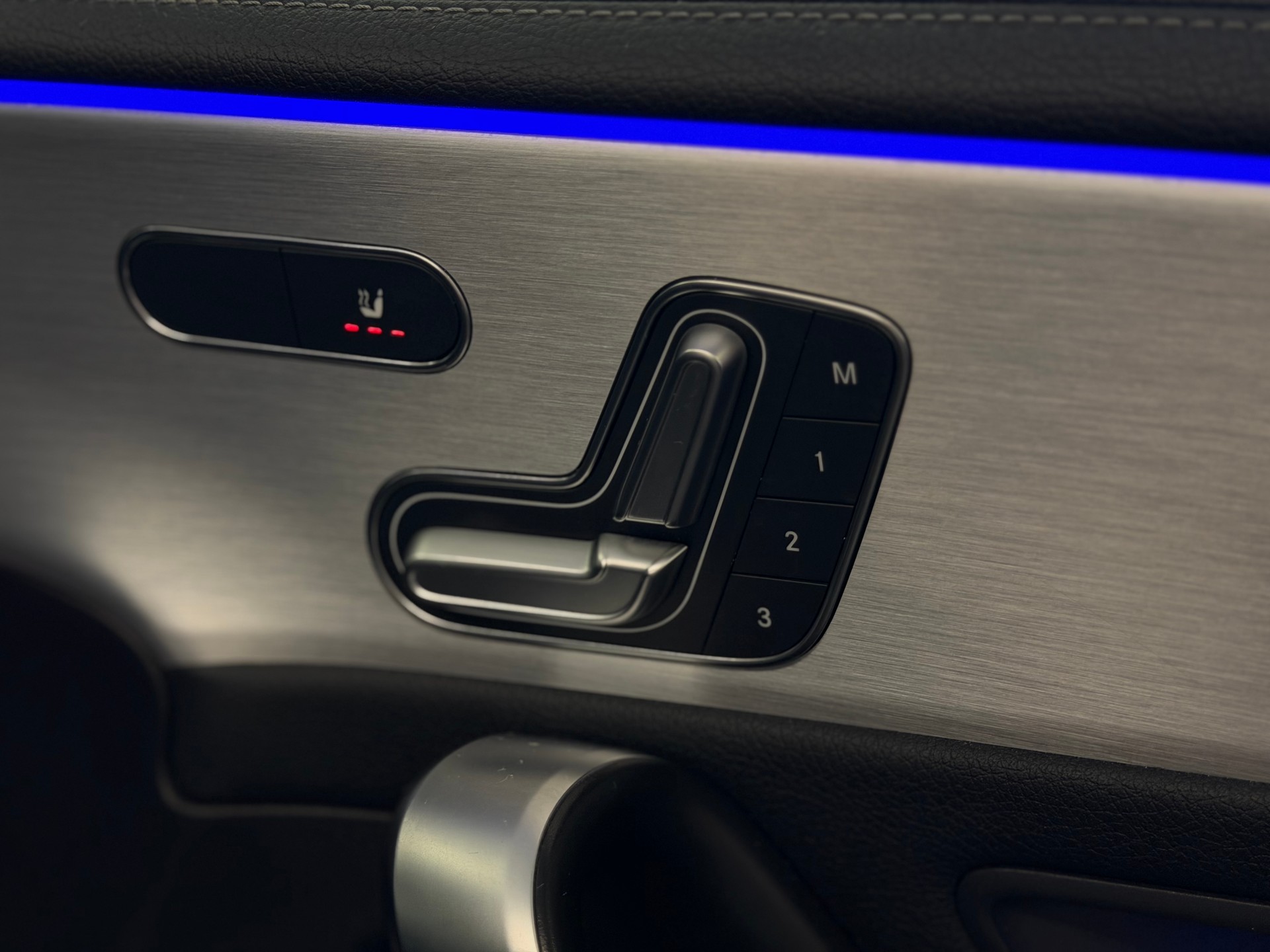 MERCEDES-BENZ A 45 S AMG 4Matic+ Speedshift-image-22