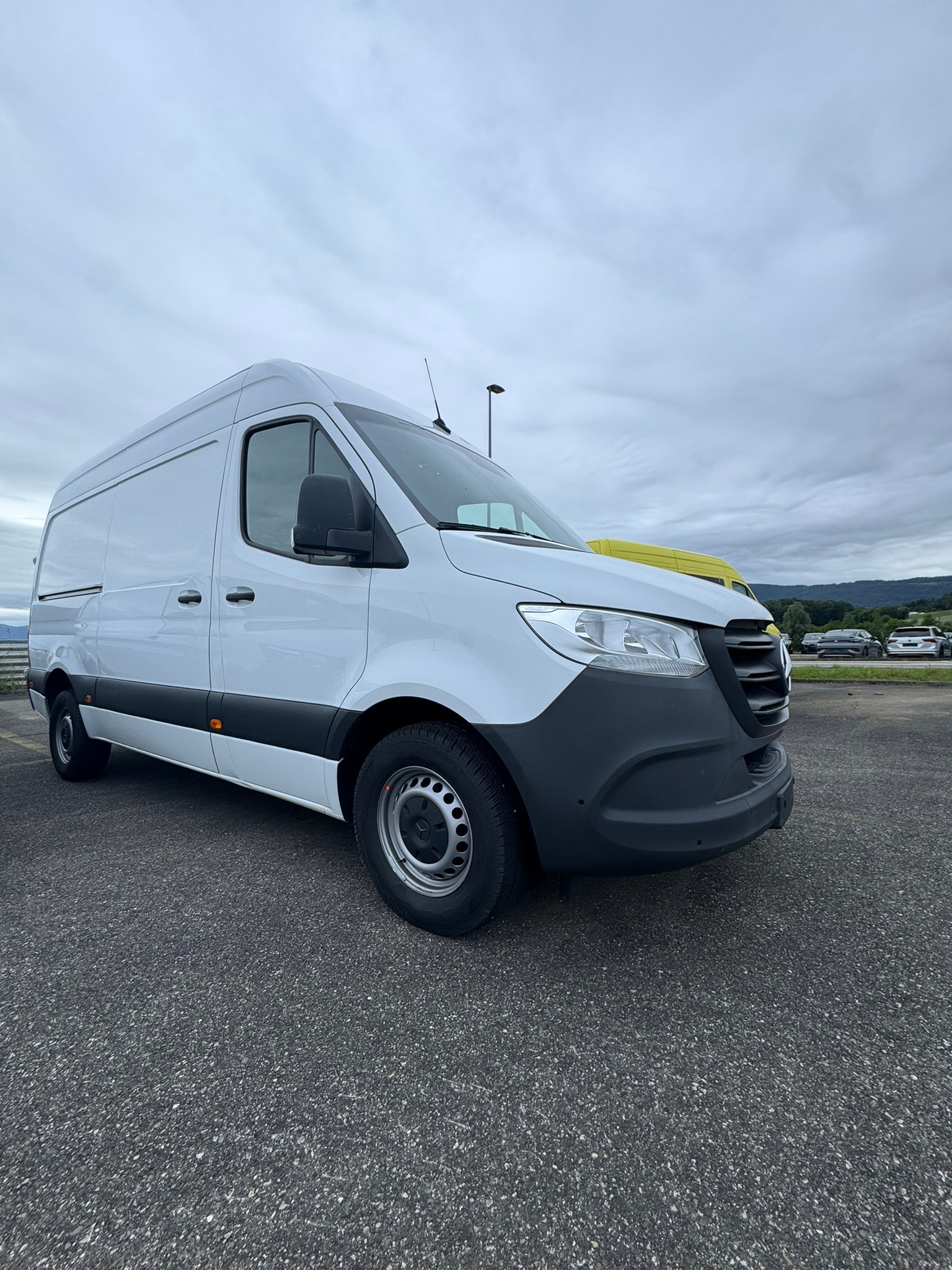 MERCEDES-BENZ Sprinter 317 CDI Standard 9G-TRONIC-image-2