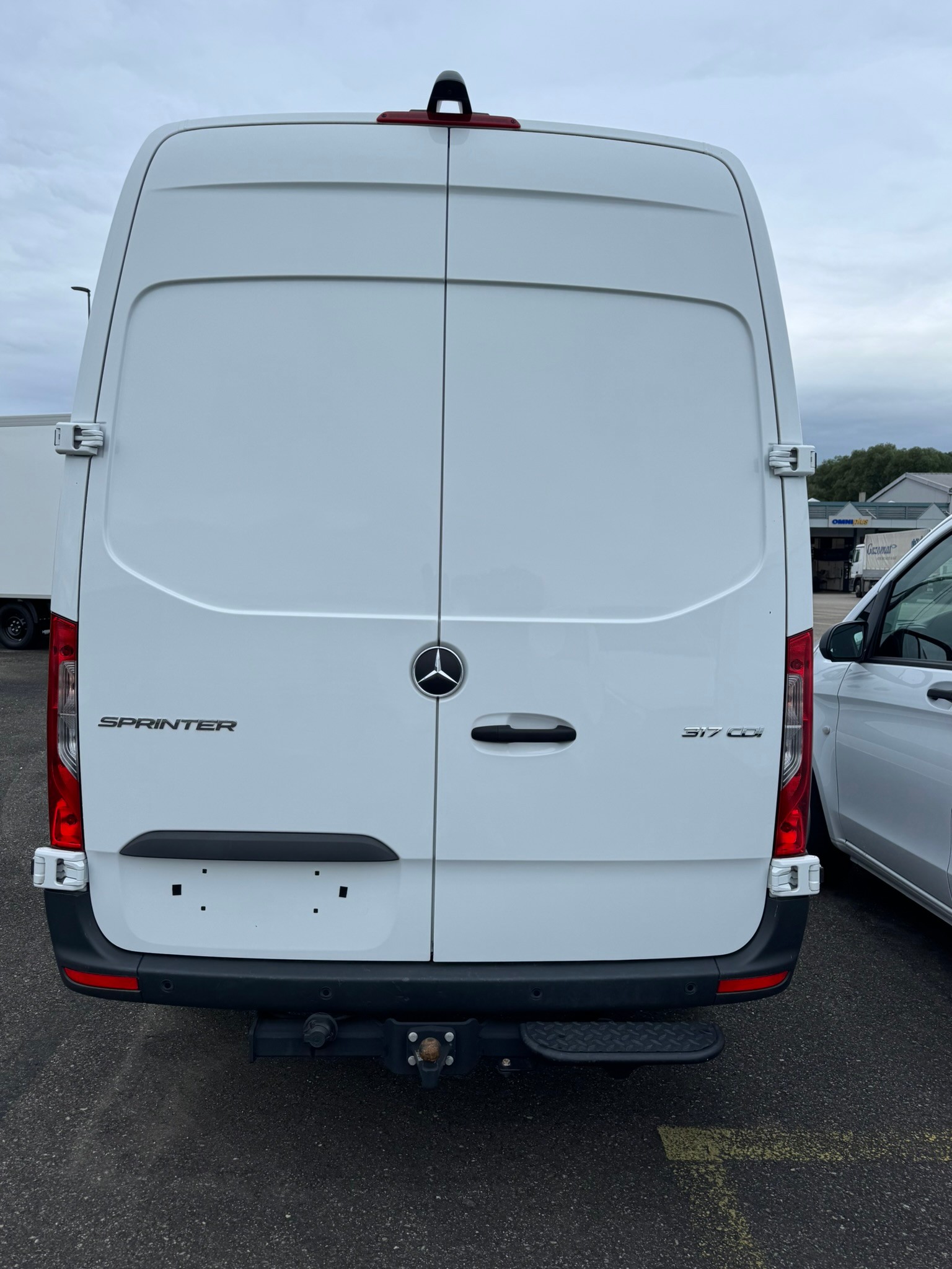MERCEDES-BENZ Sprinter 317 CDI Standard 9G-TRONIC-image-3