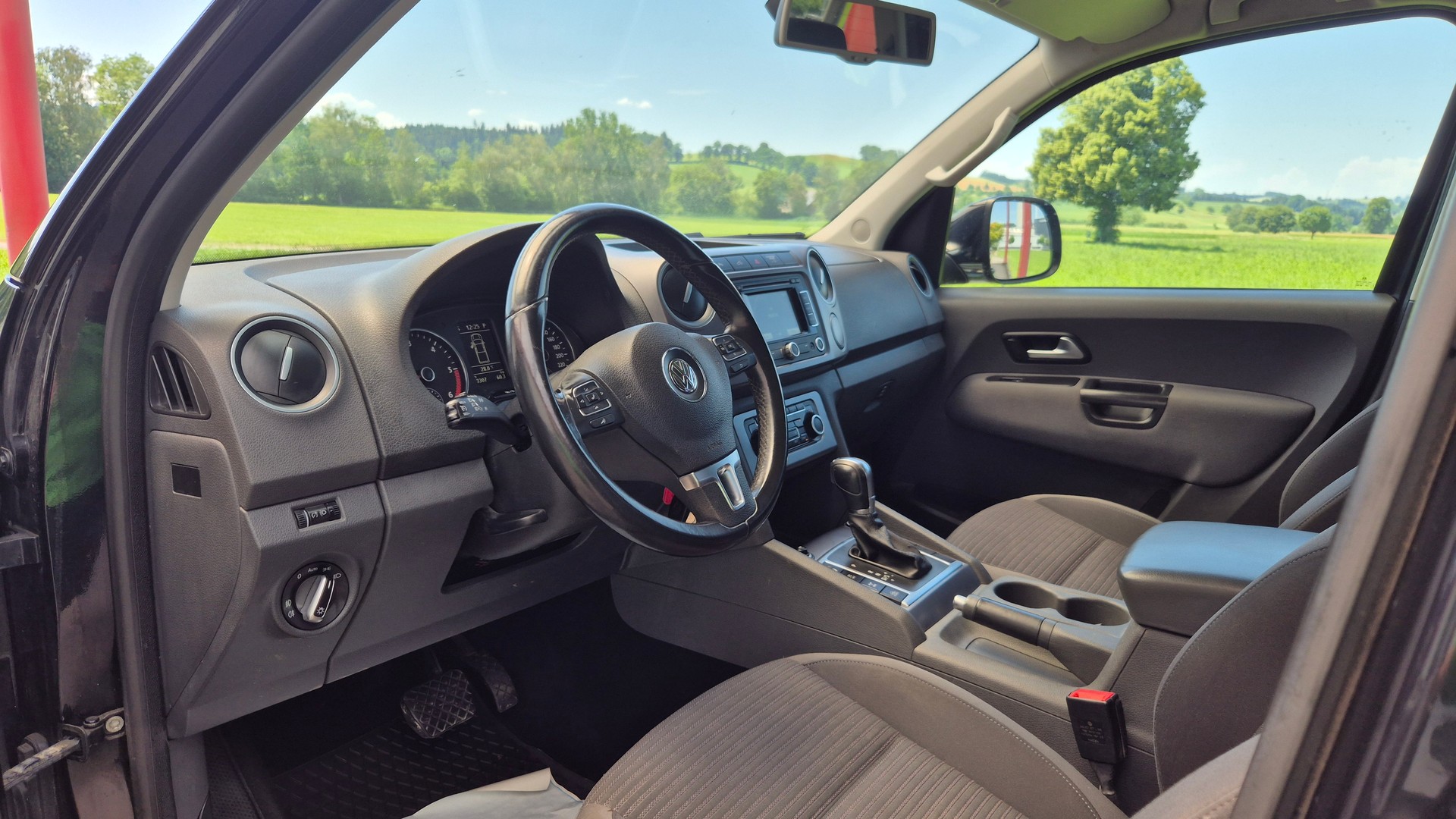 VW Amarok 2.0 BiTDI Trendline 4Motion permanent A-image-7