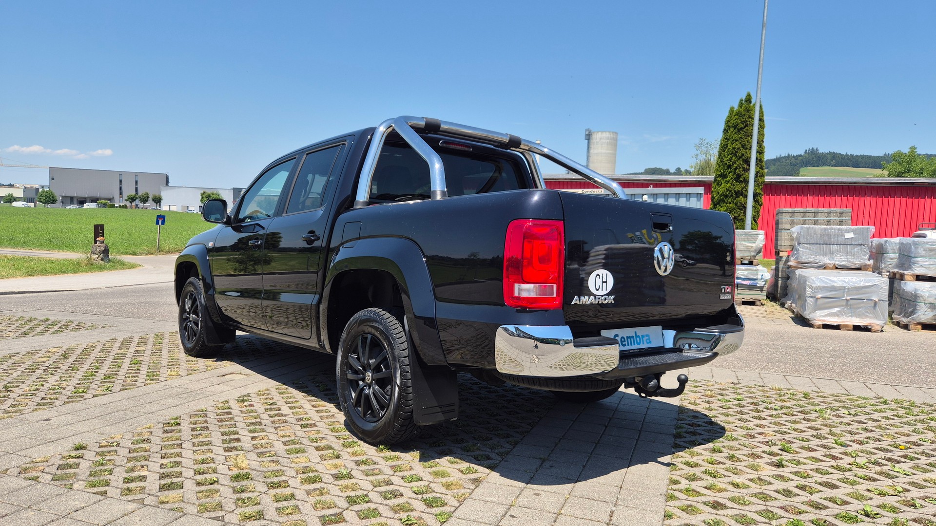 VW Amarok 2.0 BiTDI Trendline 4Motion permanent A-image-2