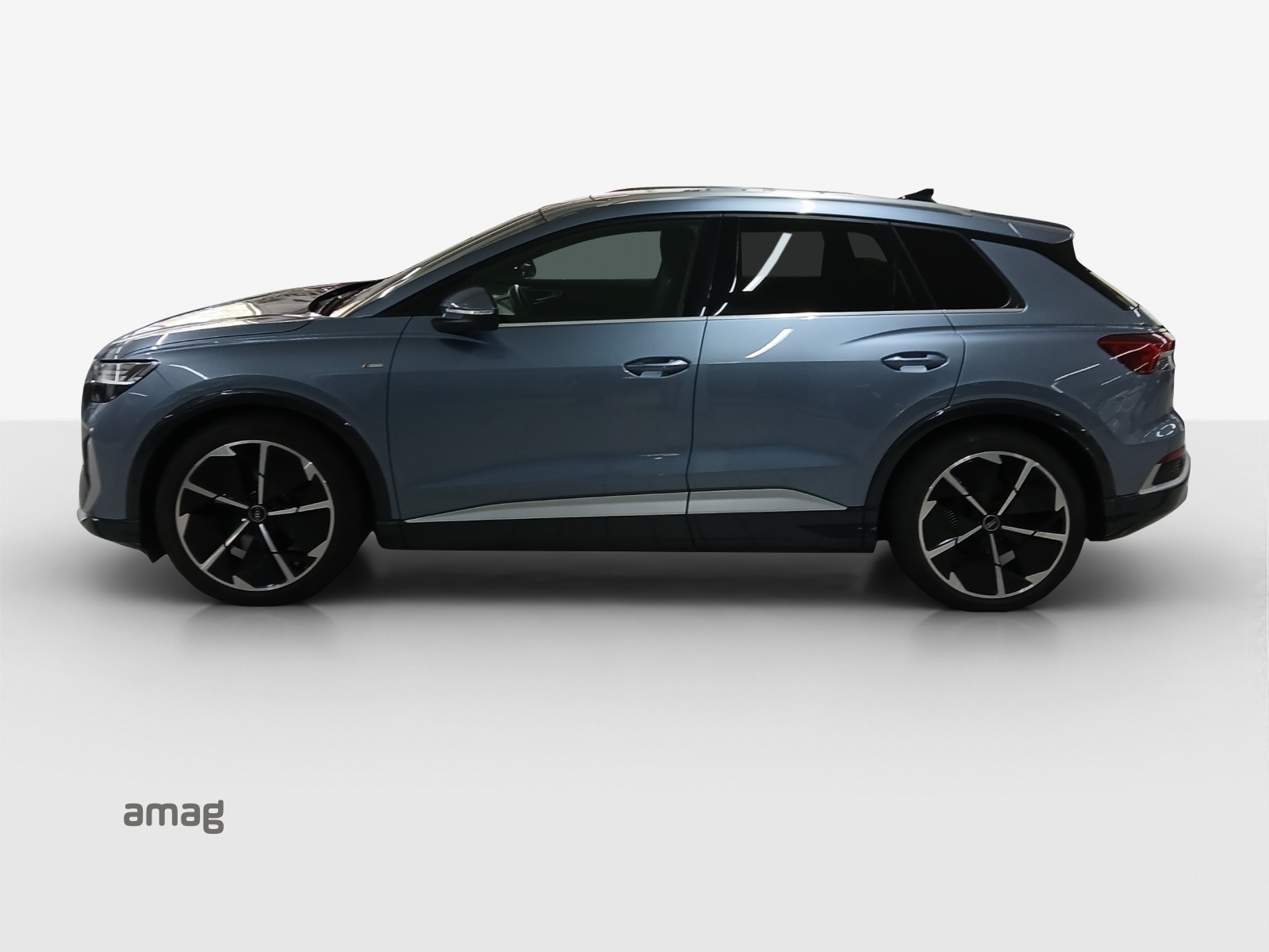 AUDI Q4 e-tron 50 quattro-image-1
