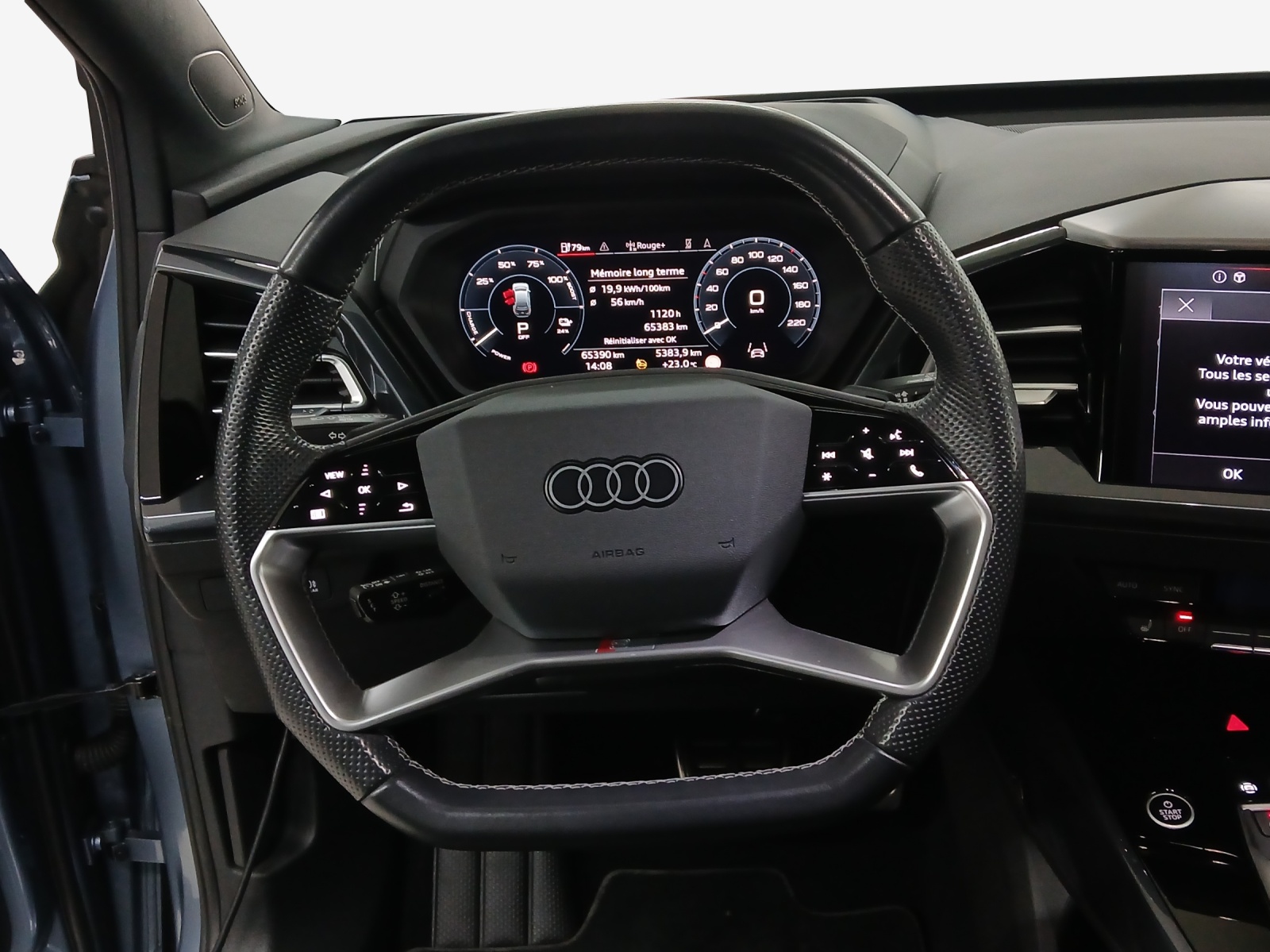 AUDI Q4 e-tron 50 quattro-image-10