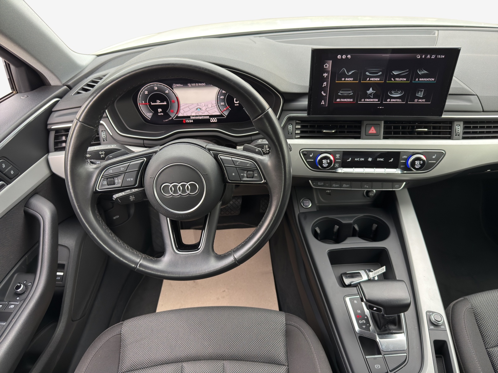 AUDI A4 Avant 40 TDI advanced quattro S-tronic-image-8