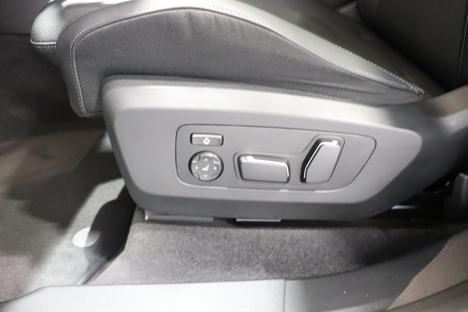 BMW X3 20d xDrive-image-16