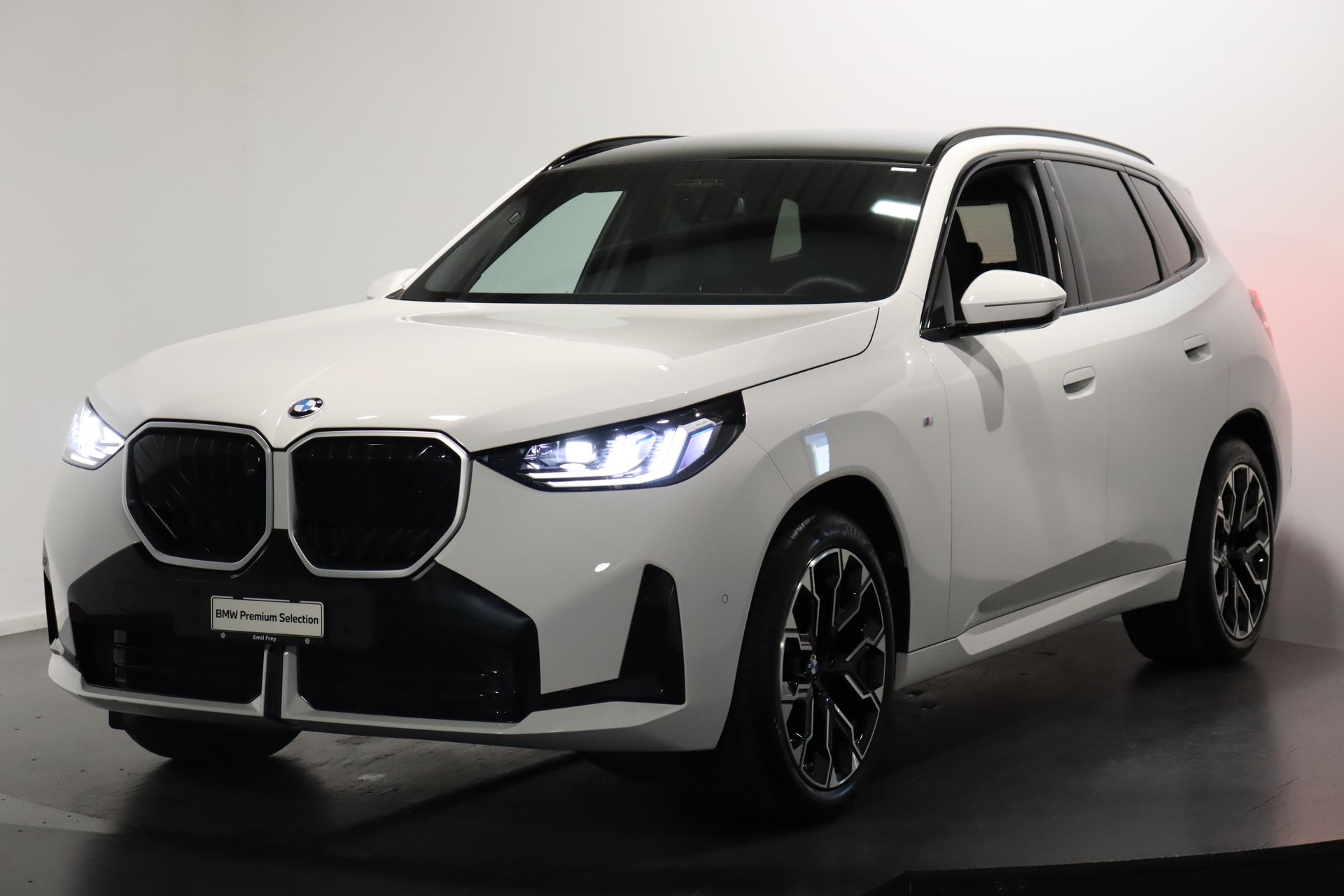 BMW X3 20d xDrive-image-0